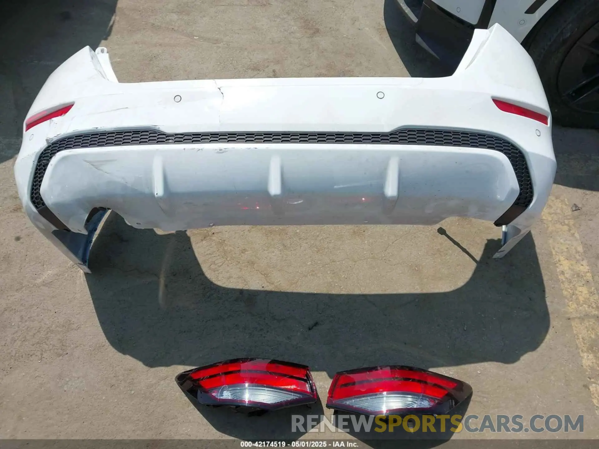 12 fotografías del automóvil dañado 3N1AB8CV9RY308388 NISSAN SENTRA 2024