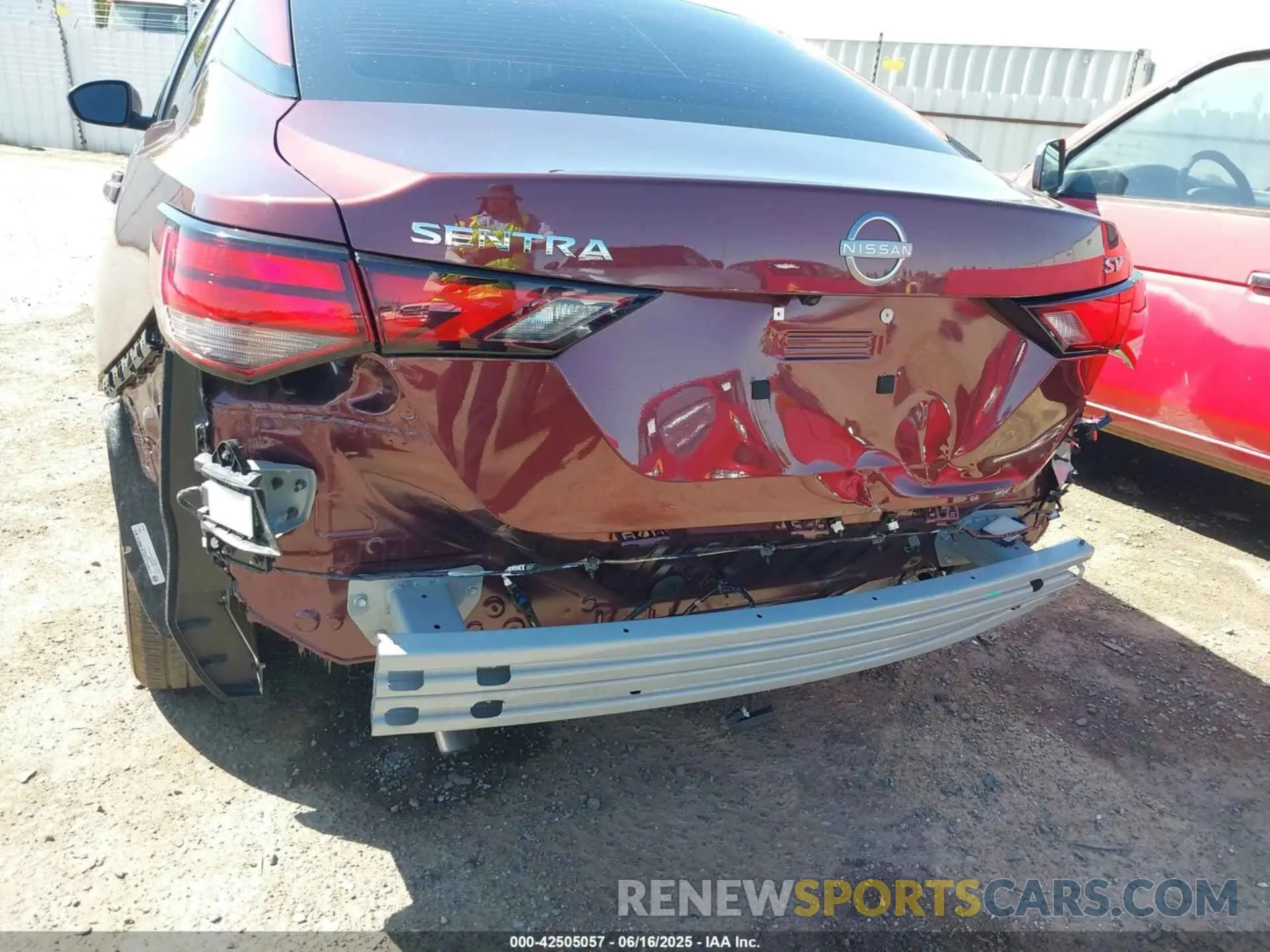 21 fotografías del automóvil dañado 3N1AB8CV9RY379302 NISSAN SENTRA 2024