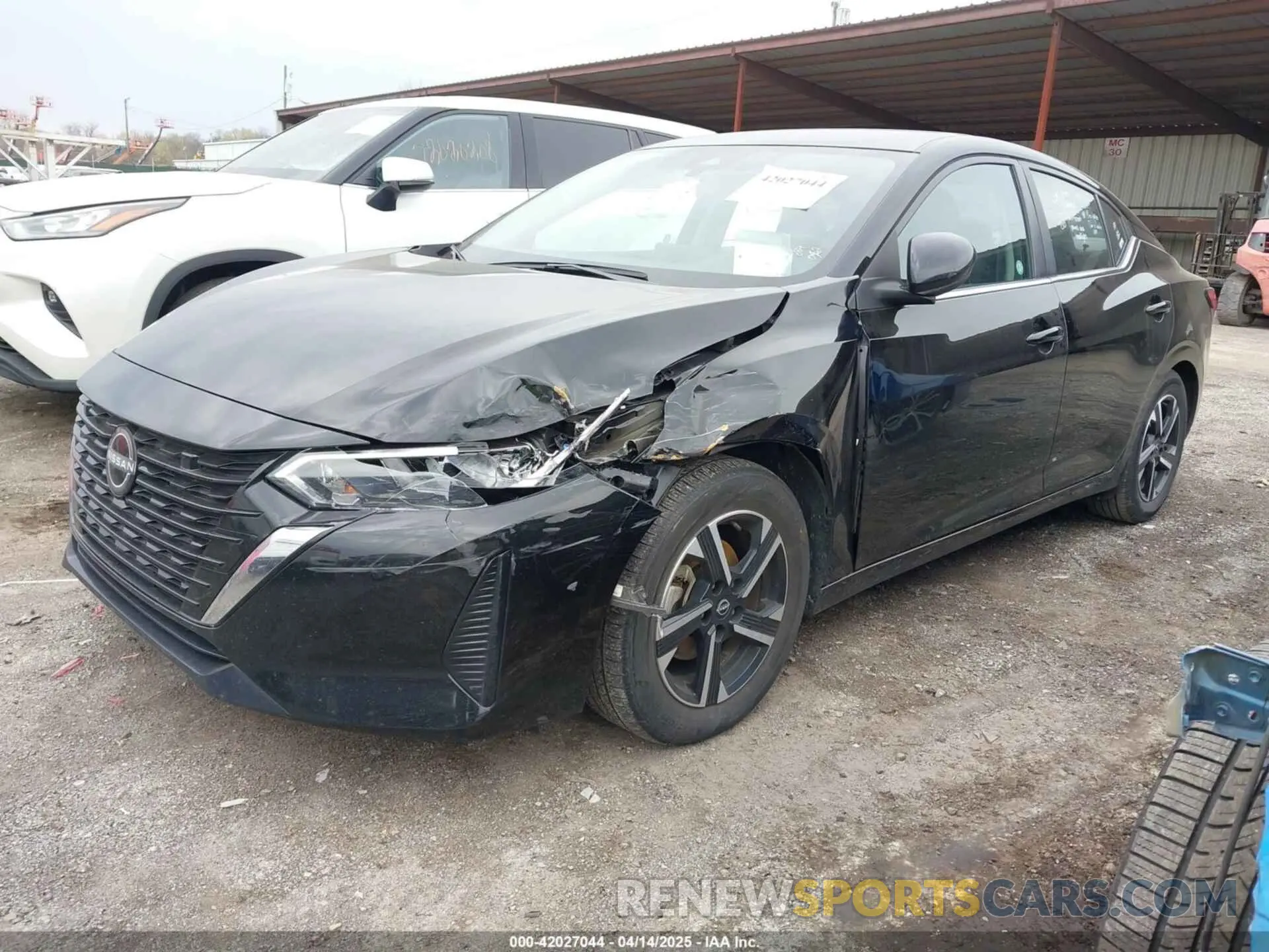 2 fotografías del automóvil dañado 3N1AB8CVXRY274669 NISSAN SENTRA 2024