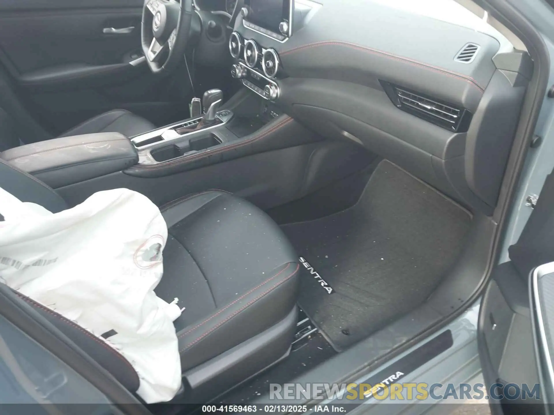 5 fotografías del automóvil dañado 3N1AB8DV0RY330326 NISSAN SENTRA 2024