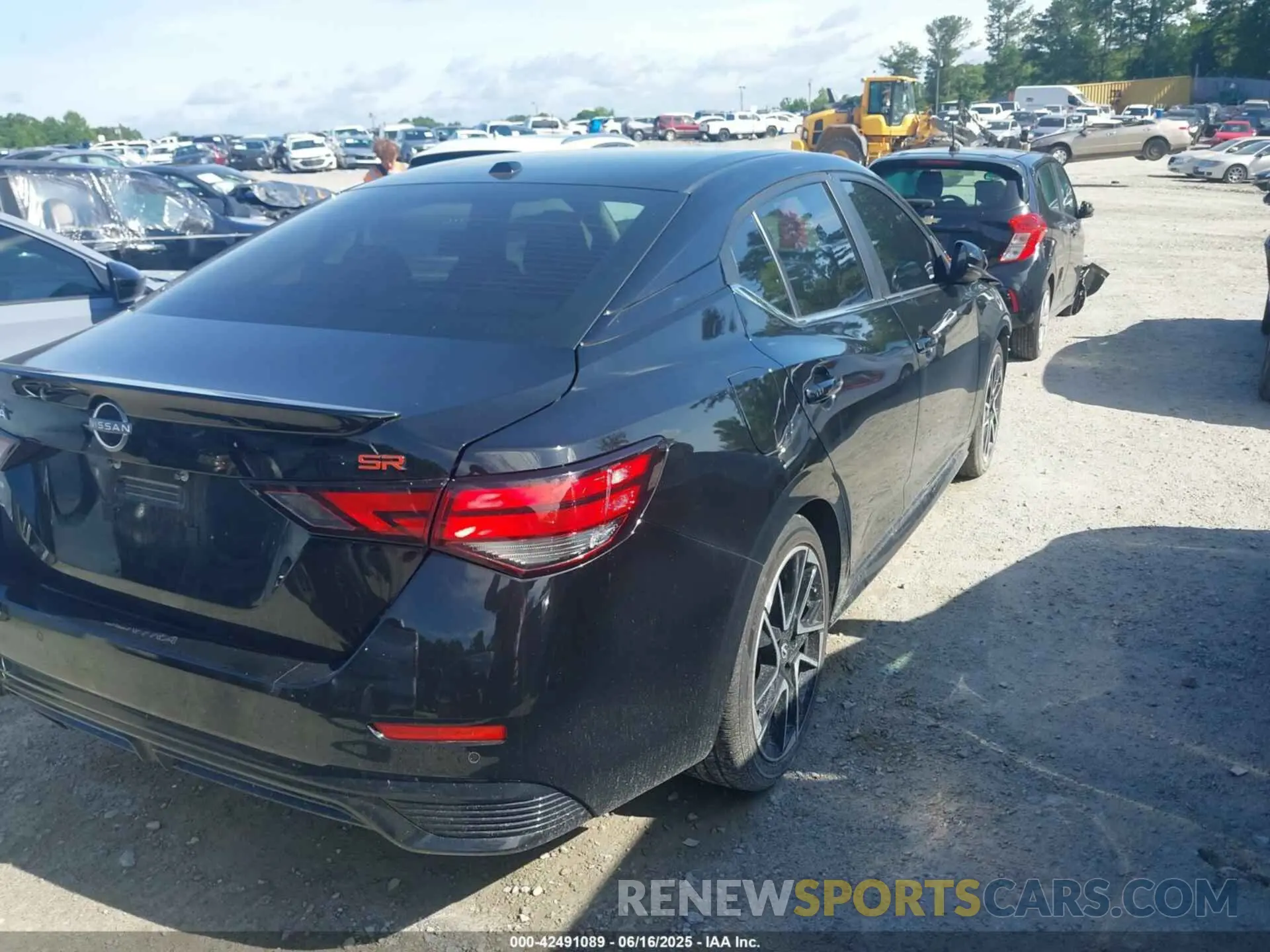 4 fotografías del automóvil dañado 3N1AB8DV1RY249223 NISSAN SENTRA 2024