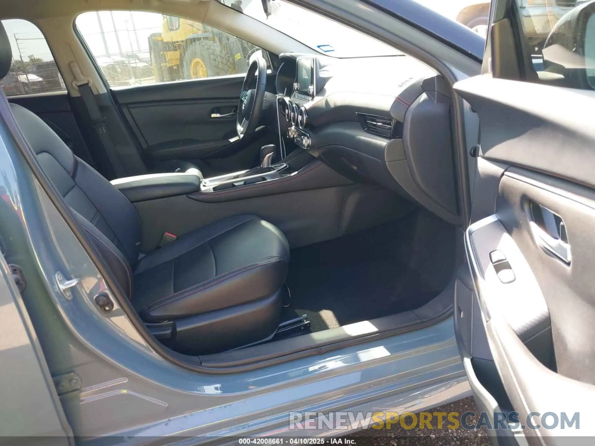 5 fotografías del automóvil dañado 3N1AB8DV1RY294193 NISSAN SENTRA 2024