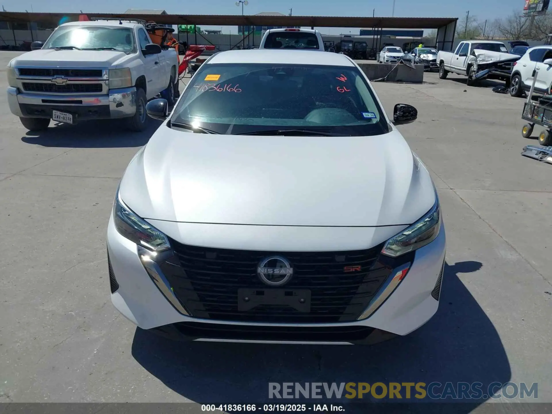 12 fotografías del automóvil dañado 3N1AB8DV1RY382998 NISSAN SENTRA 2024