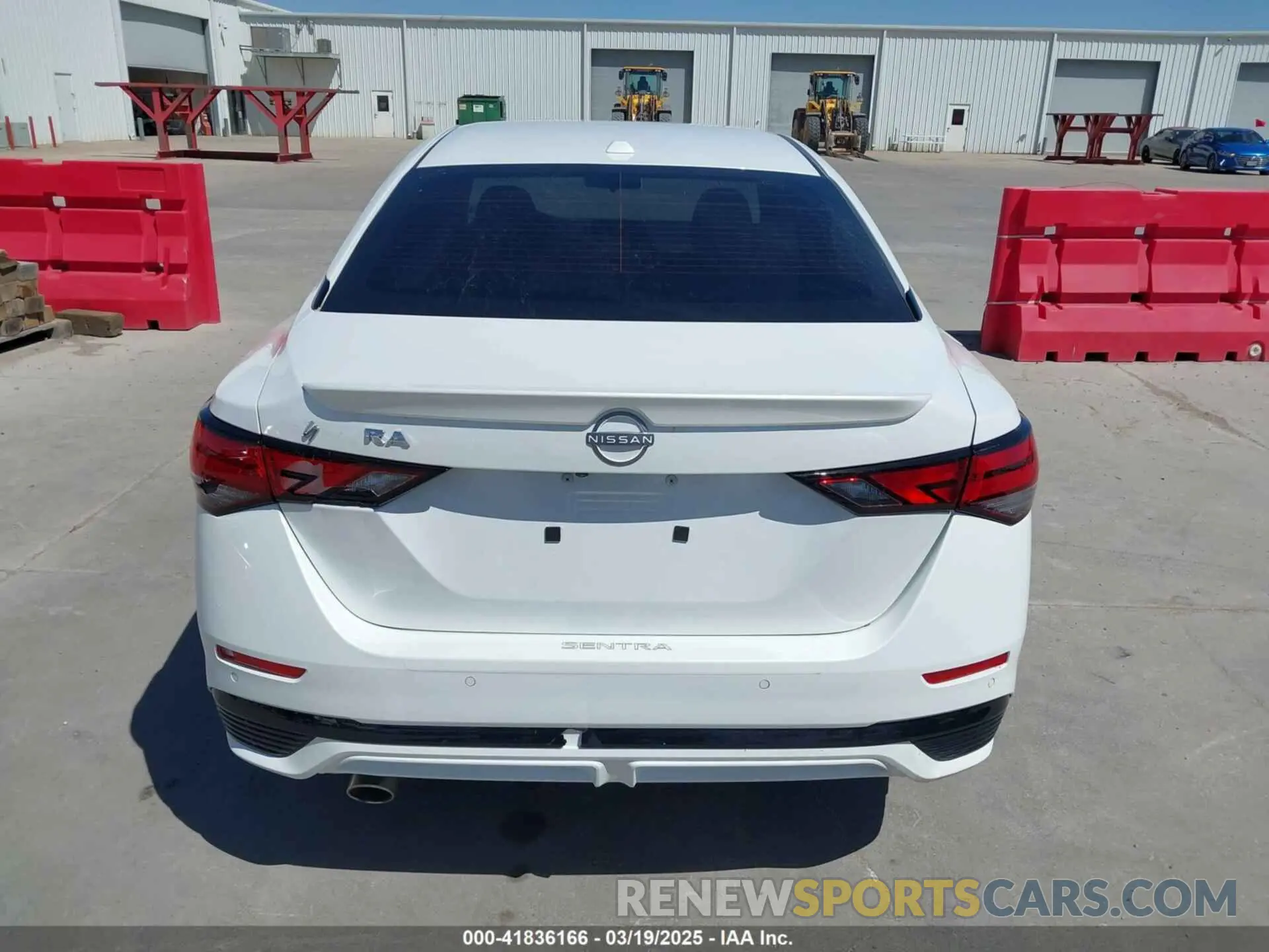 16 fotografías del automóvil dañado 3N1AB8DV1RY382998 NISSAN SENTRA 2024
