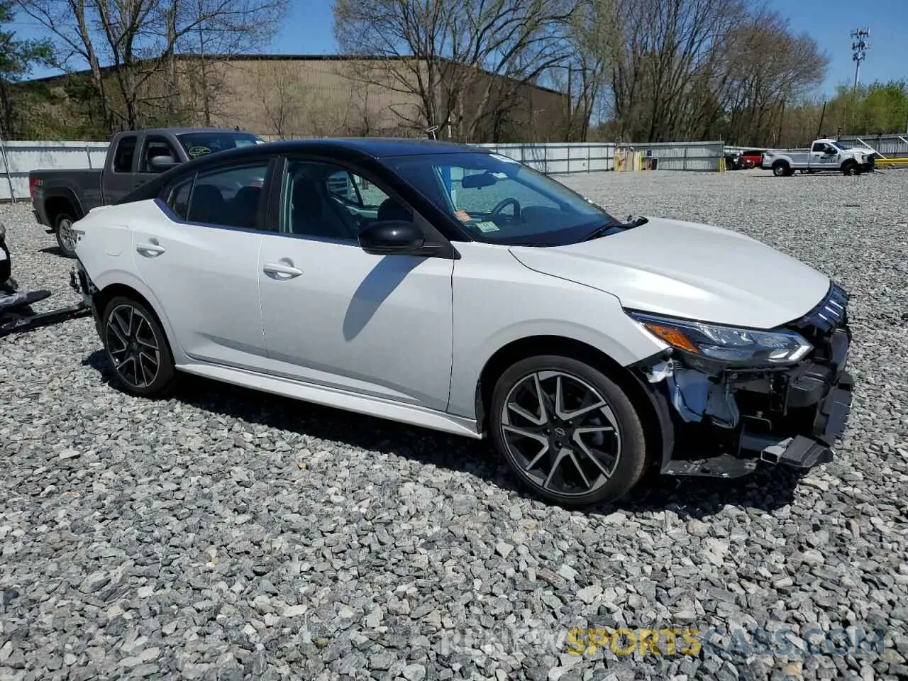 4 fotografías del automóvil dañado 3N1AB8DV2RY362145 NISSAN SENTRA 2024