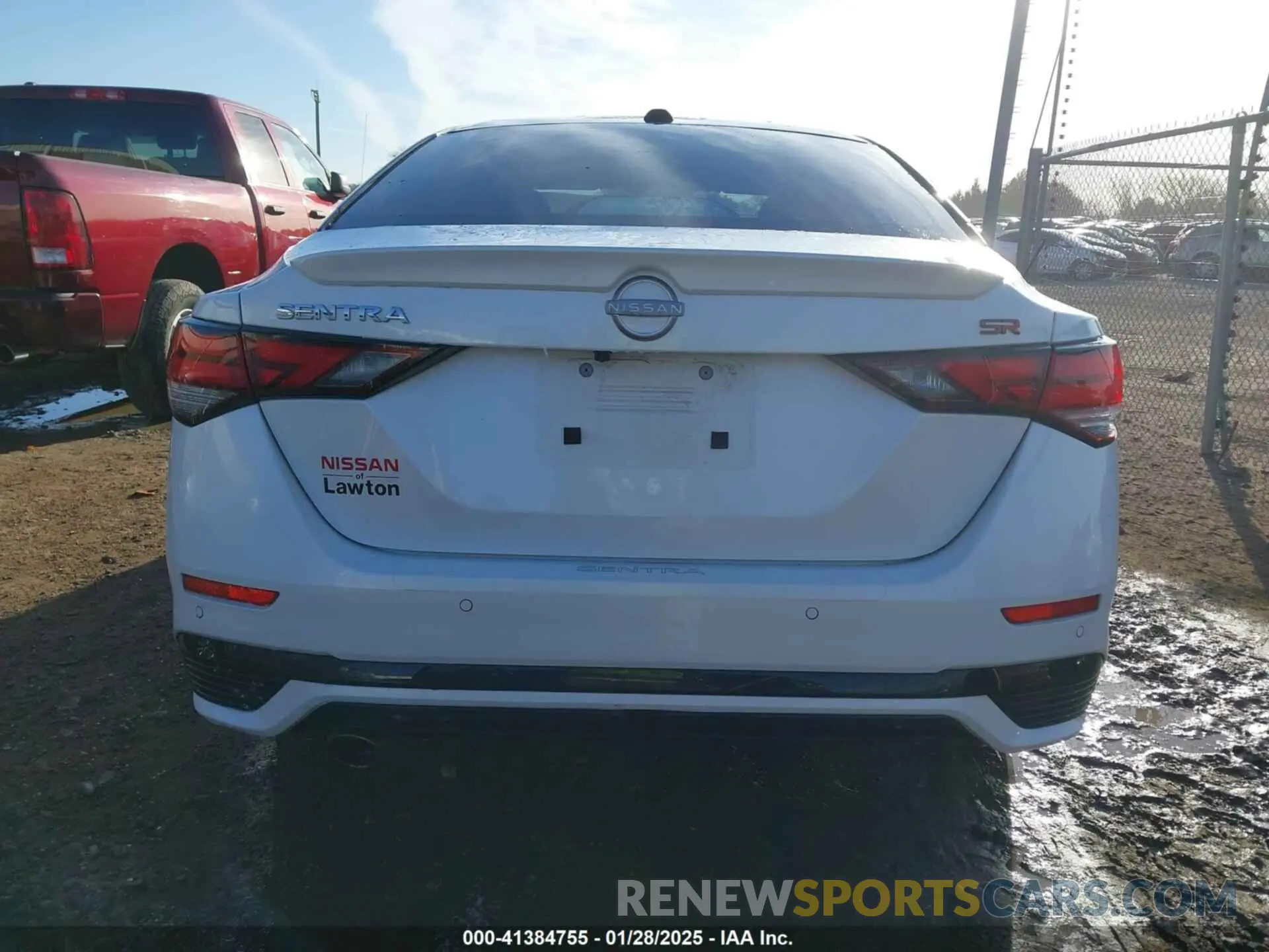 16 fotografías del automóvil dañado 3N1AB8DV3RY208284 NISSAN SENTRA 2024