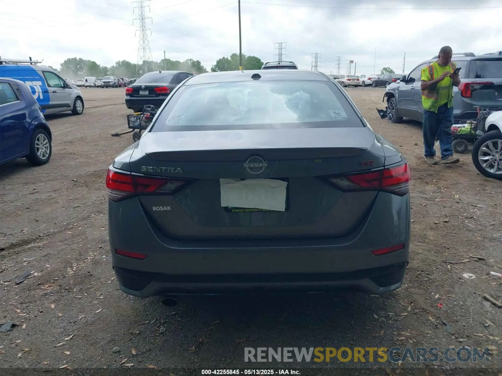 16 fotografías del automóvil dañado 3N1AB8DV3RY286936 NISSAN SENTRA 2024