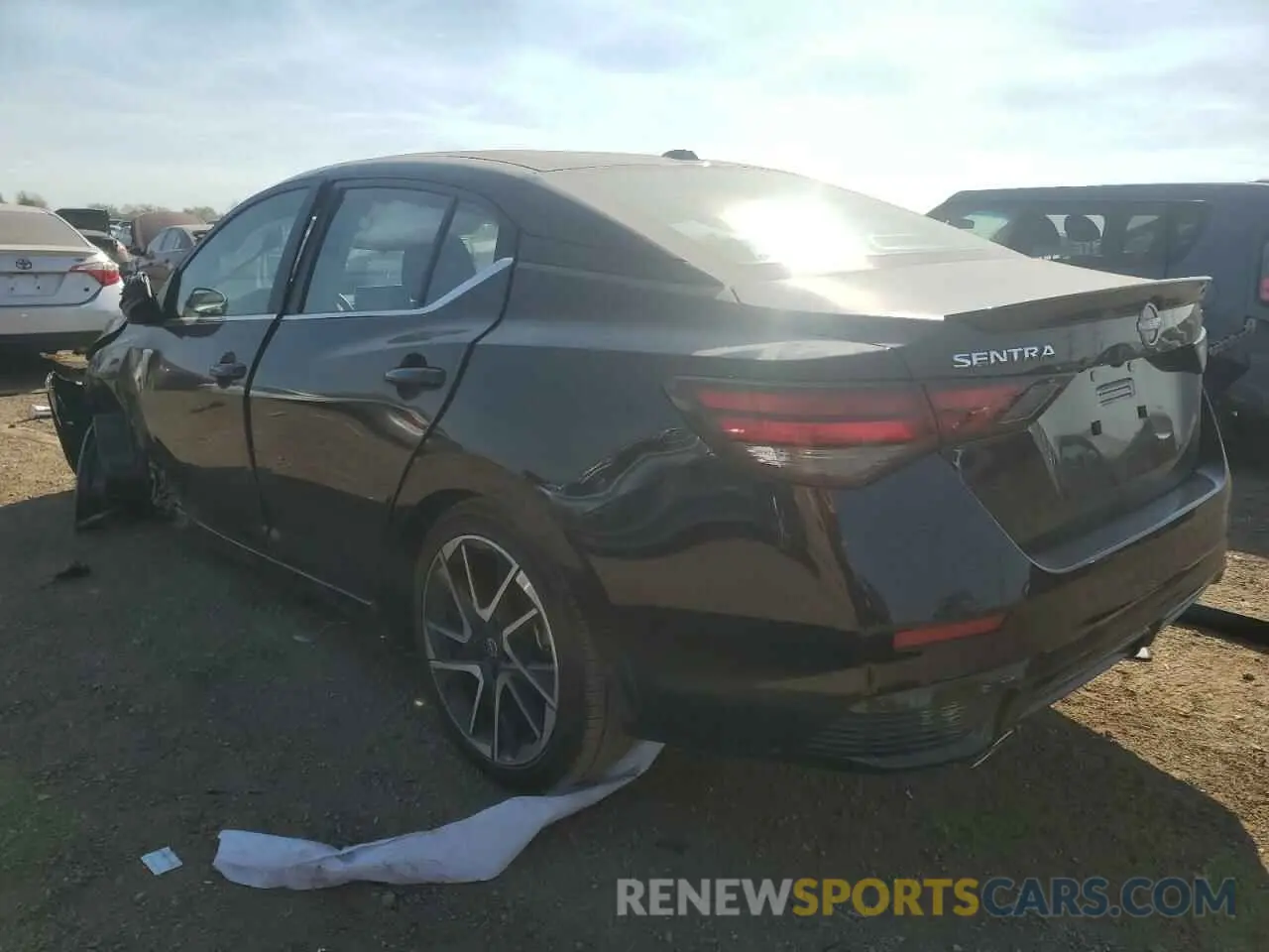 2 fotografías del automóvil dañado 3N1AB8DV3RY286998 NISSAN SENTRA 2024