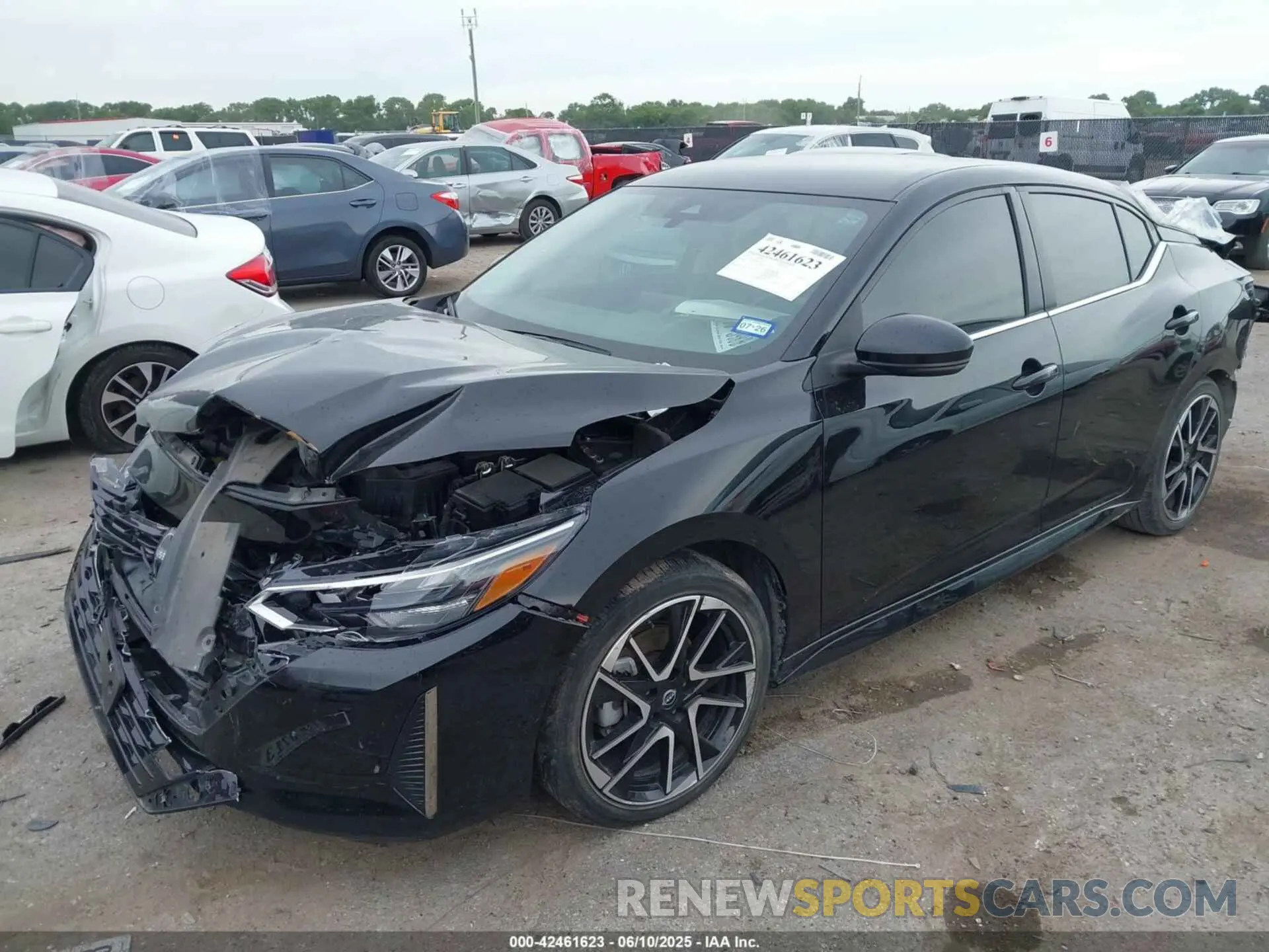 2 fotografías del automóvil dañado 3N1AB8DV4RY255002 NISSAN SENTRA 2024