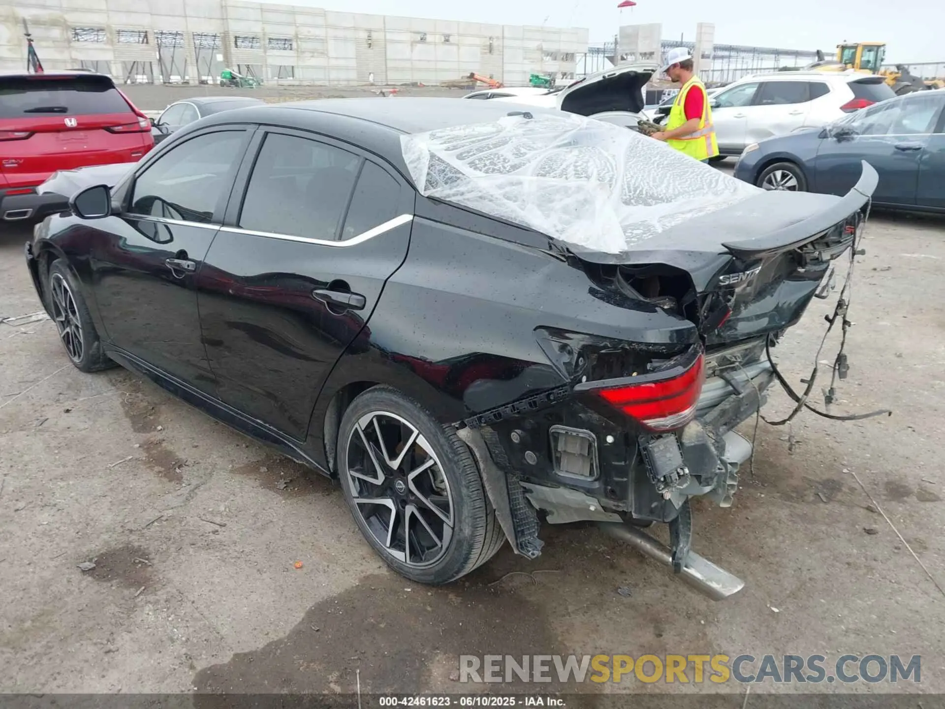 3 fotografías del automóvil dañado 3N1AB8DV4RY255002 NISSAN SENTRA 2024
