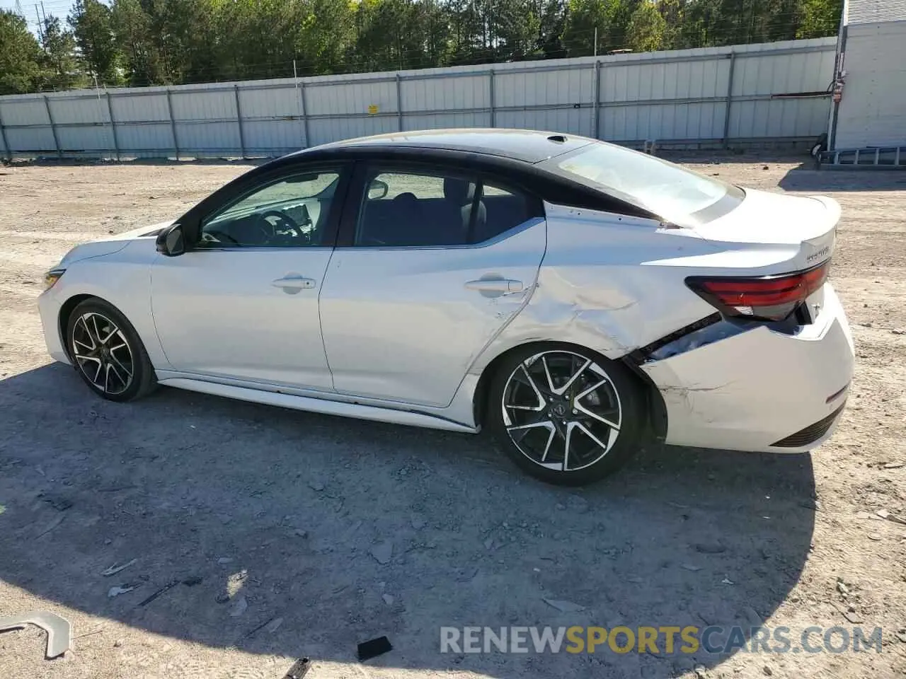2 fotografías del automóvil dañado 3N1AB8DV4RY356251 NISSAN SENTRA 2024