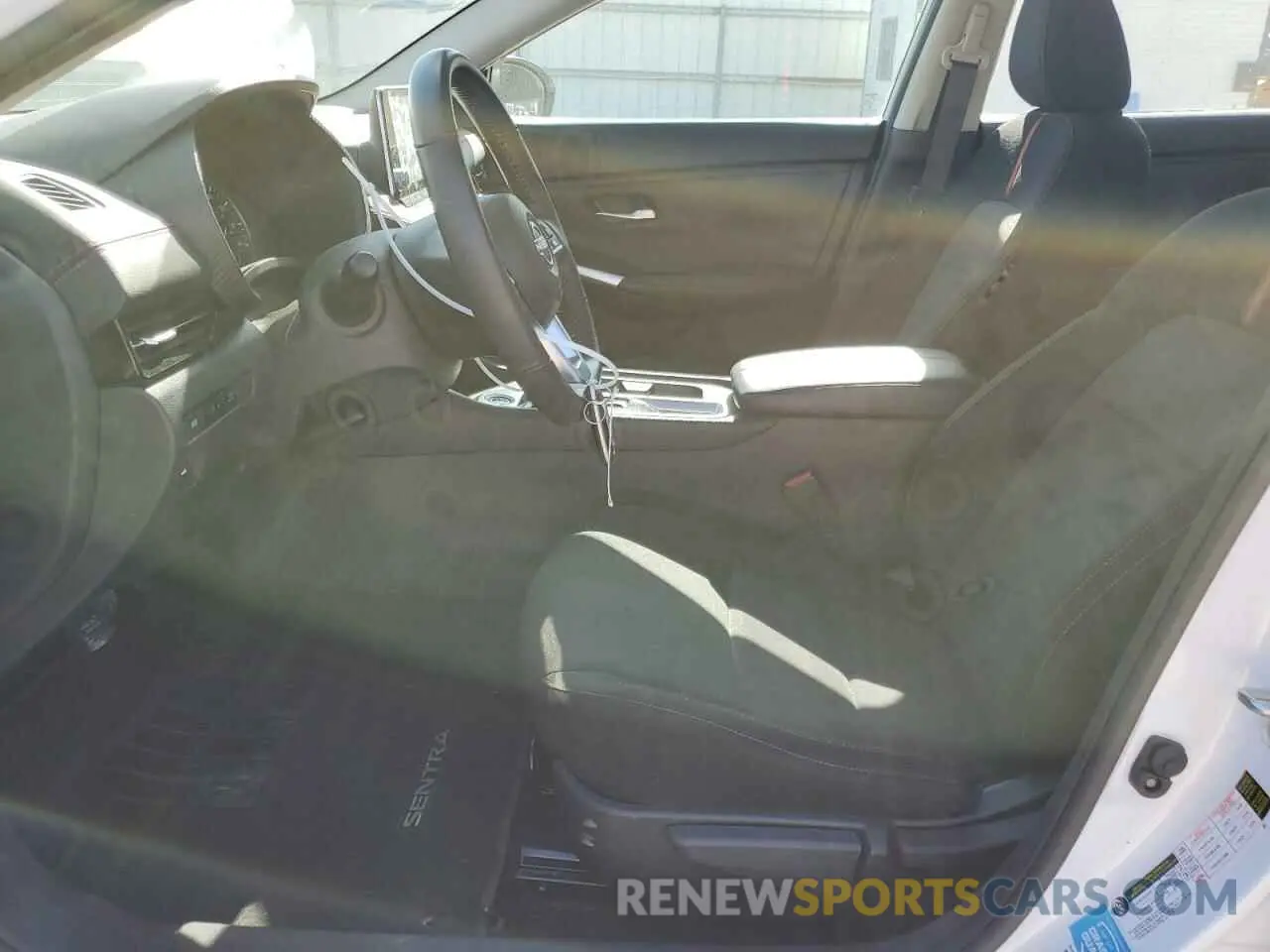 7 fotografías del automóvil dañado 3N1AB8DV4RY356251 NISSAN SENTRA 2024