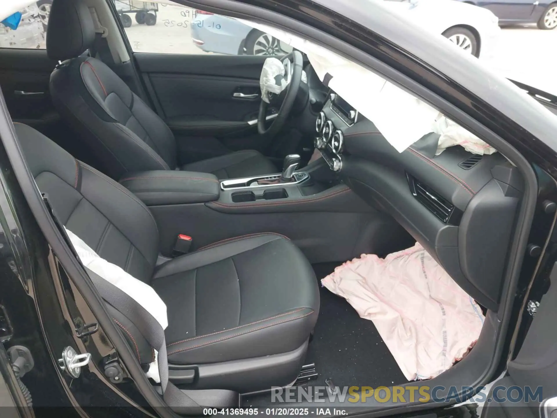 5 fotografías del automóvil dañado 3N1AB8DV4RY377780 NISSAN SENTRA 2024