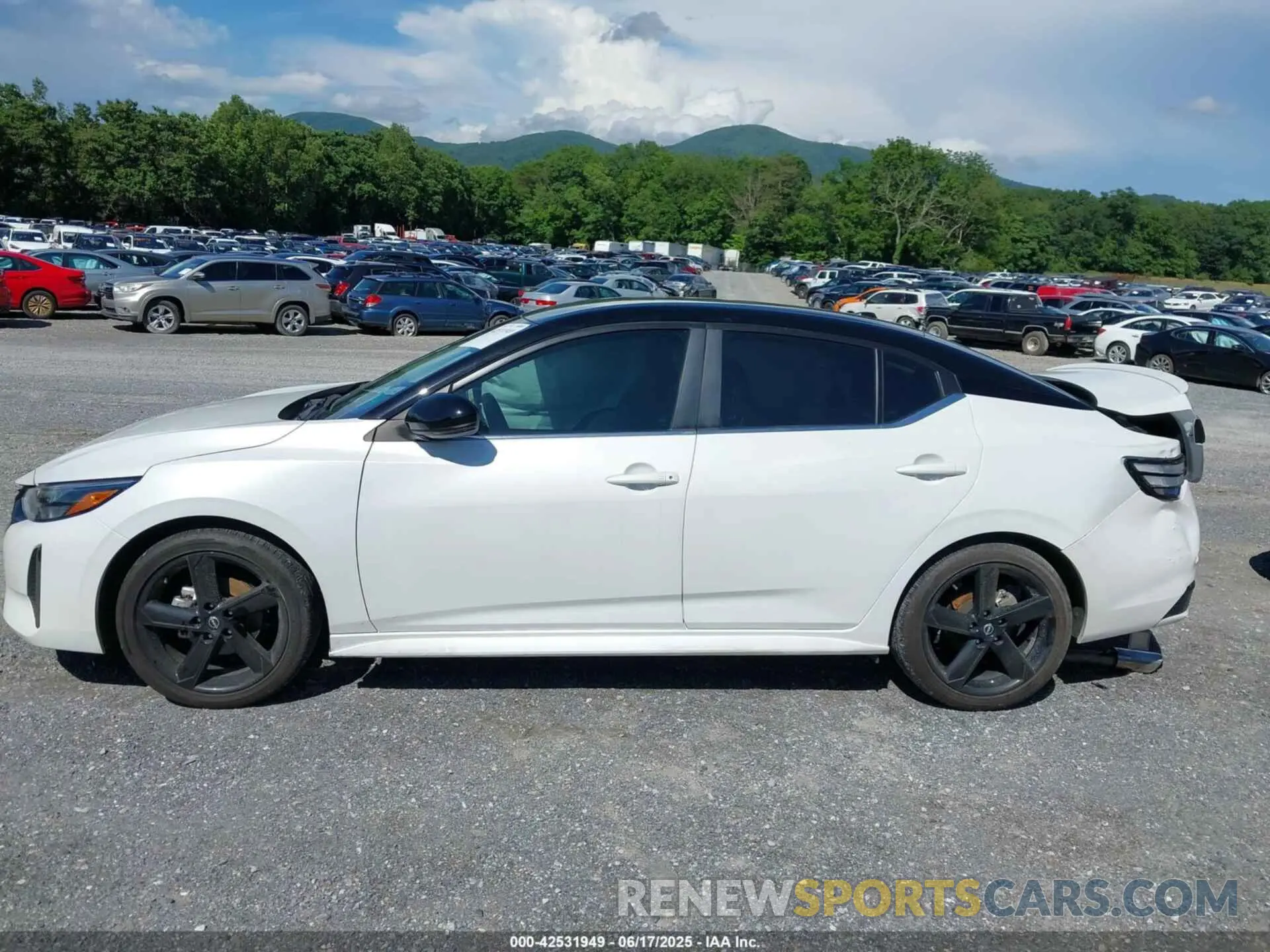15 fotografías del automóvil dañado 3N1AB8DV5RY206567 NISSAN SENTRA 2024