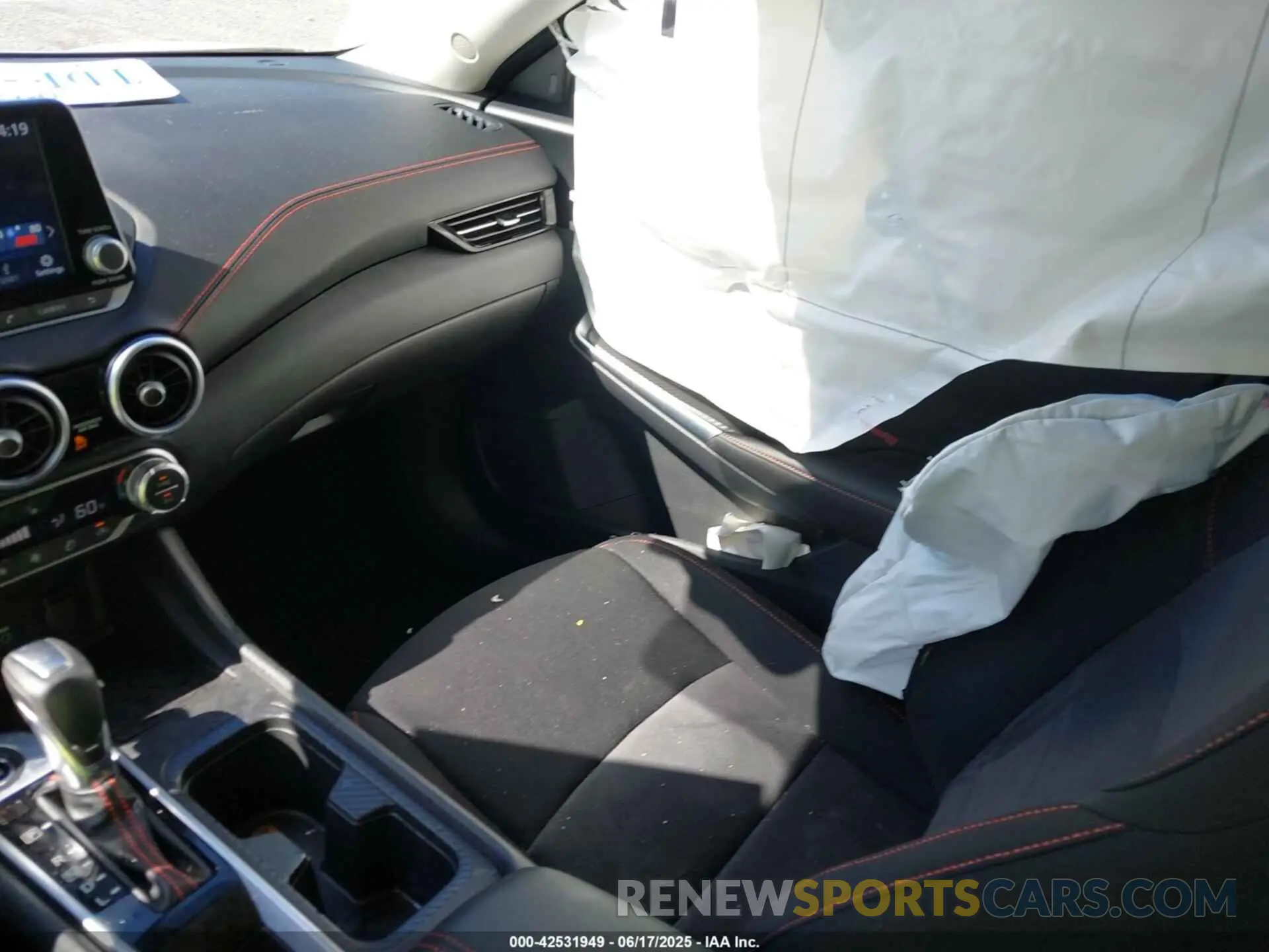 5 fotografías del automóvil dañado 3N1AB8DV5RY206567 NISSAN SENTRA 2024