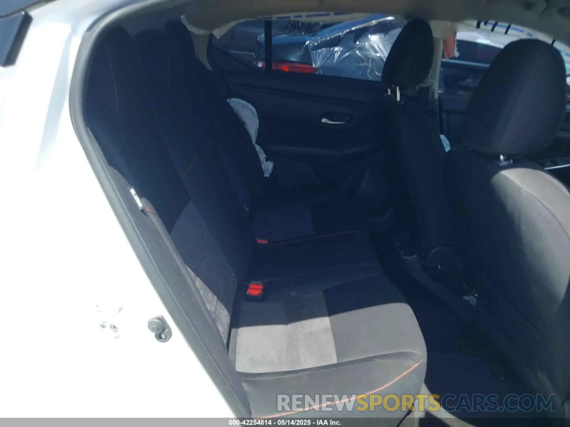 8 fotografías del automóvil dañado 3N1AB8DV5RY286078 NISSAN SENTRA 2024