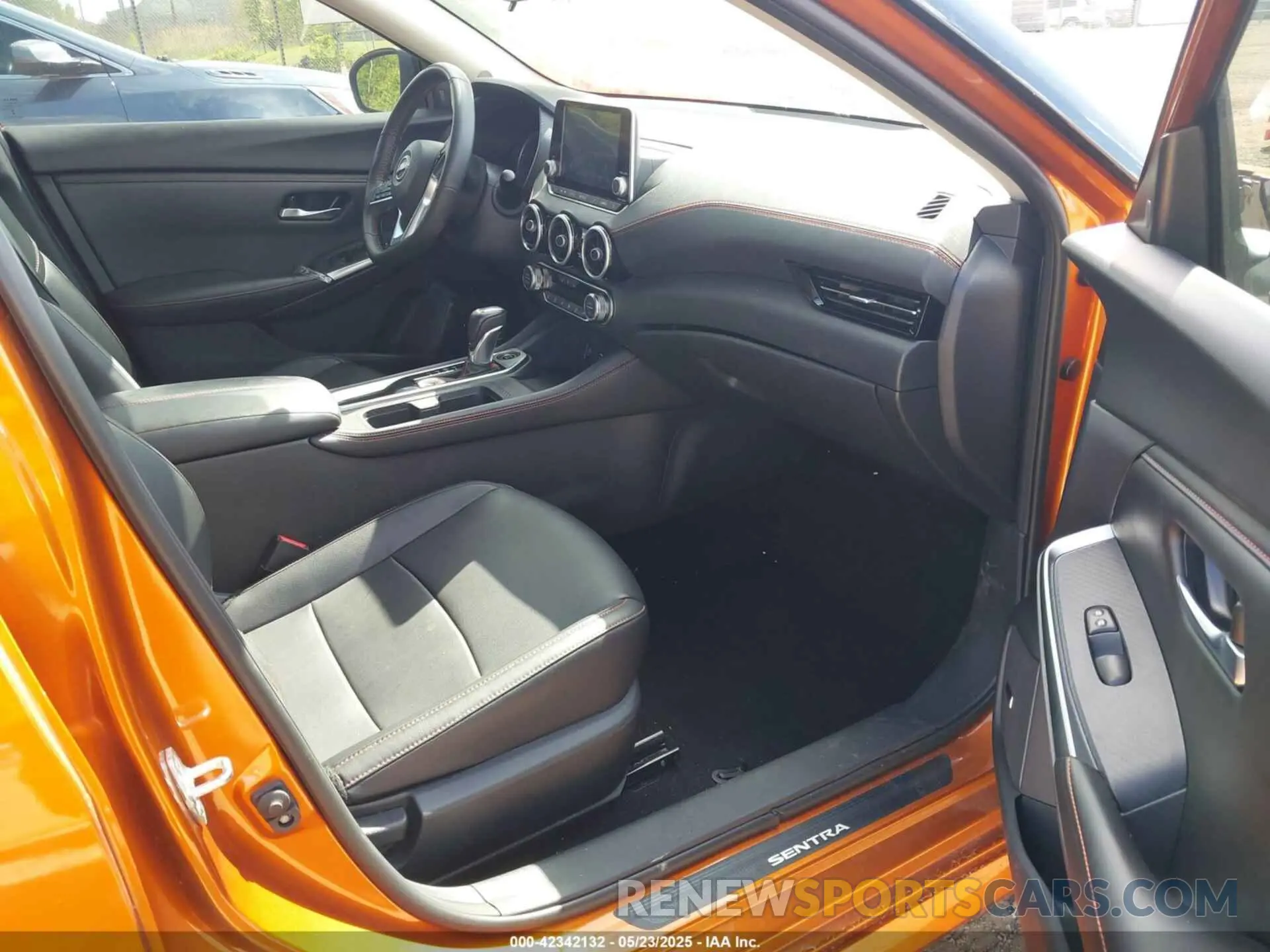 5 fotografías del automóvil dañado 3N1AB8DV6RY286302 NISSAN SENTRA 2024