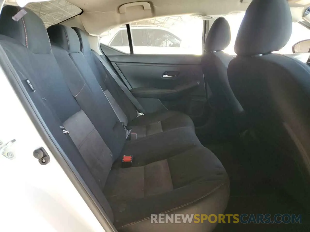 10 fotografías del automóvil dañado 3N1AB8DV6RY358664 NISSAN SENTRA 2024