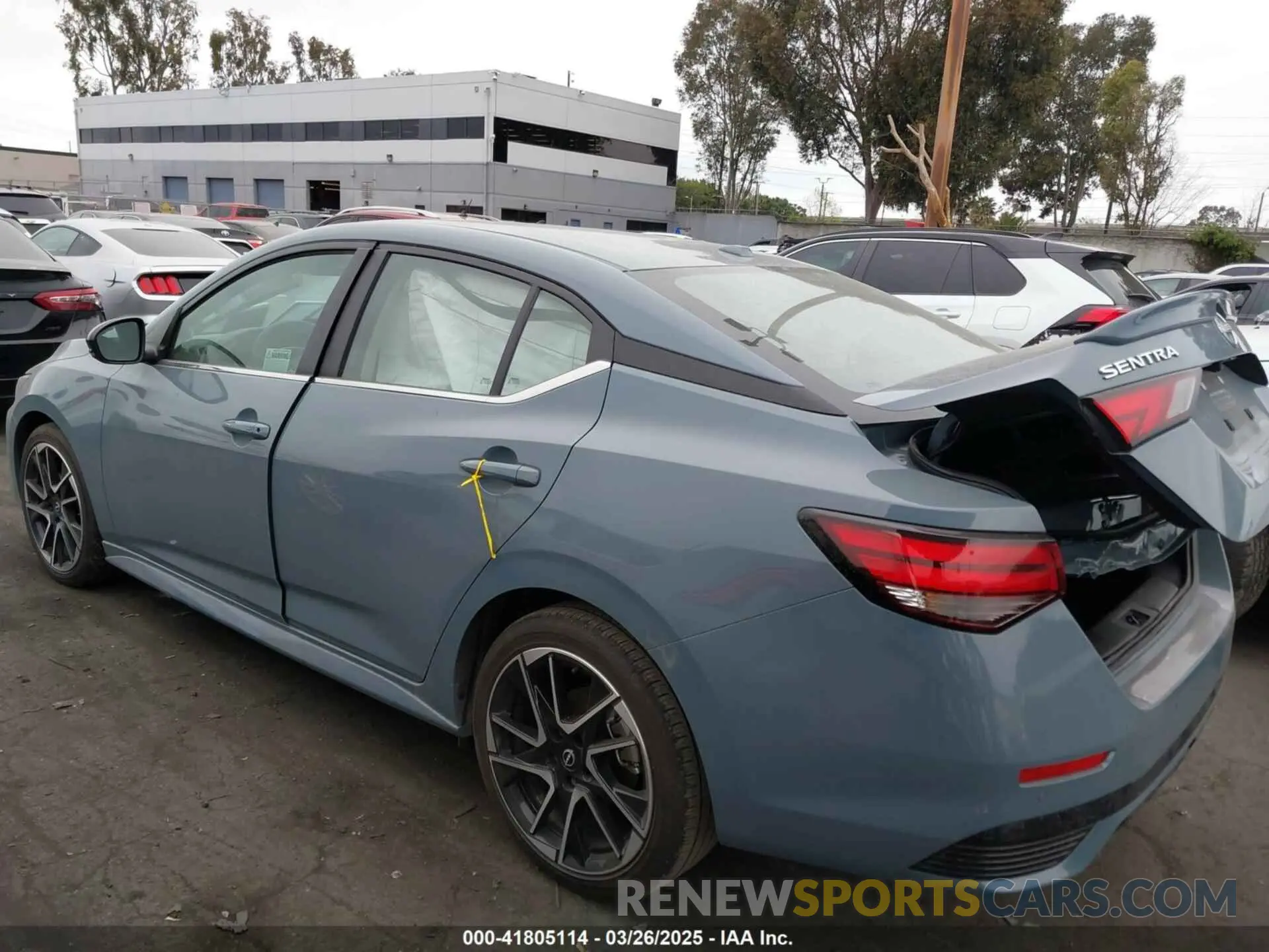 3 fotografías del automóvil dañado 3N1AB8DV8RY278556 NISSAN SENTRA 2024