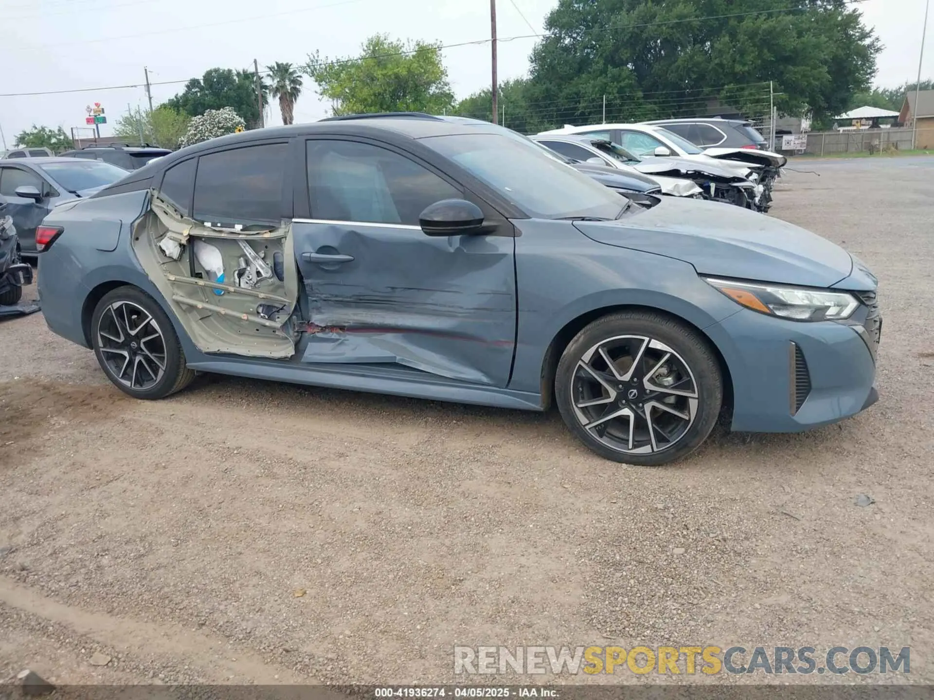 14 fotografías del automóvil dañado 3N1AB8DV9RY351269 NISSAN SENTRA 2024