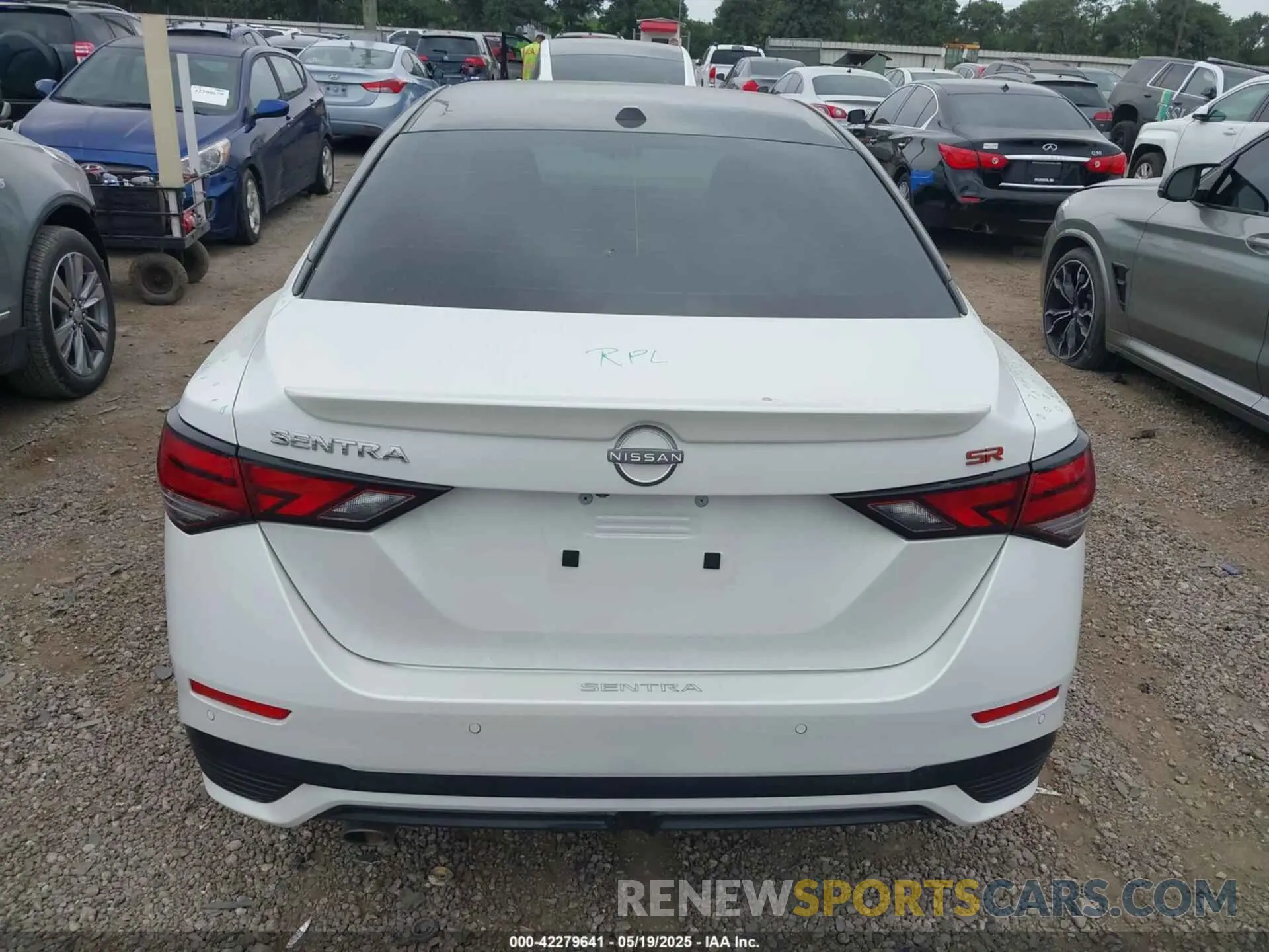 16 fotografías del automóvil dañado 3N1AB8DVXRY378822 NISSAN SENTRA 2024