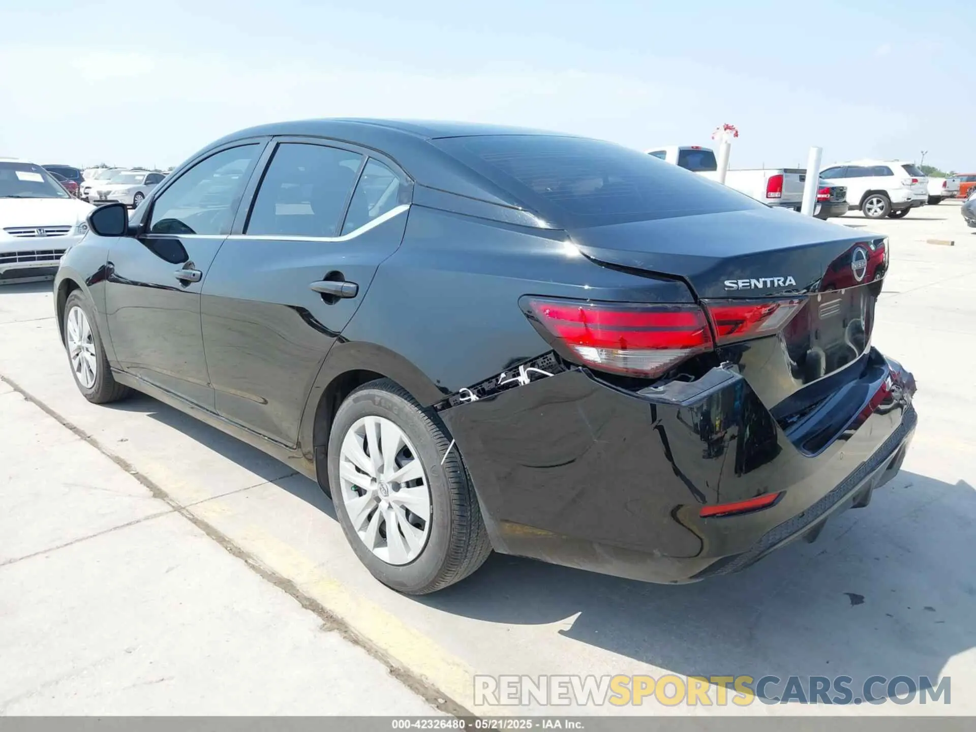 3 fotografías del automóvil dañado 3N1AB8BV2SY208348 NISSAN SENTRA 2025