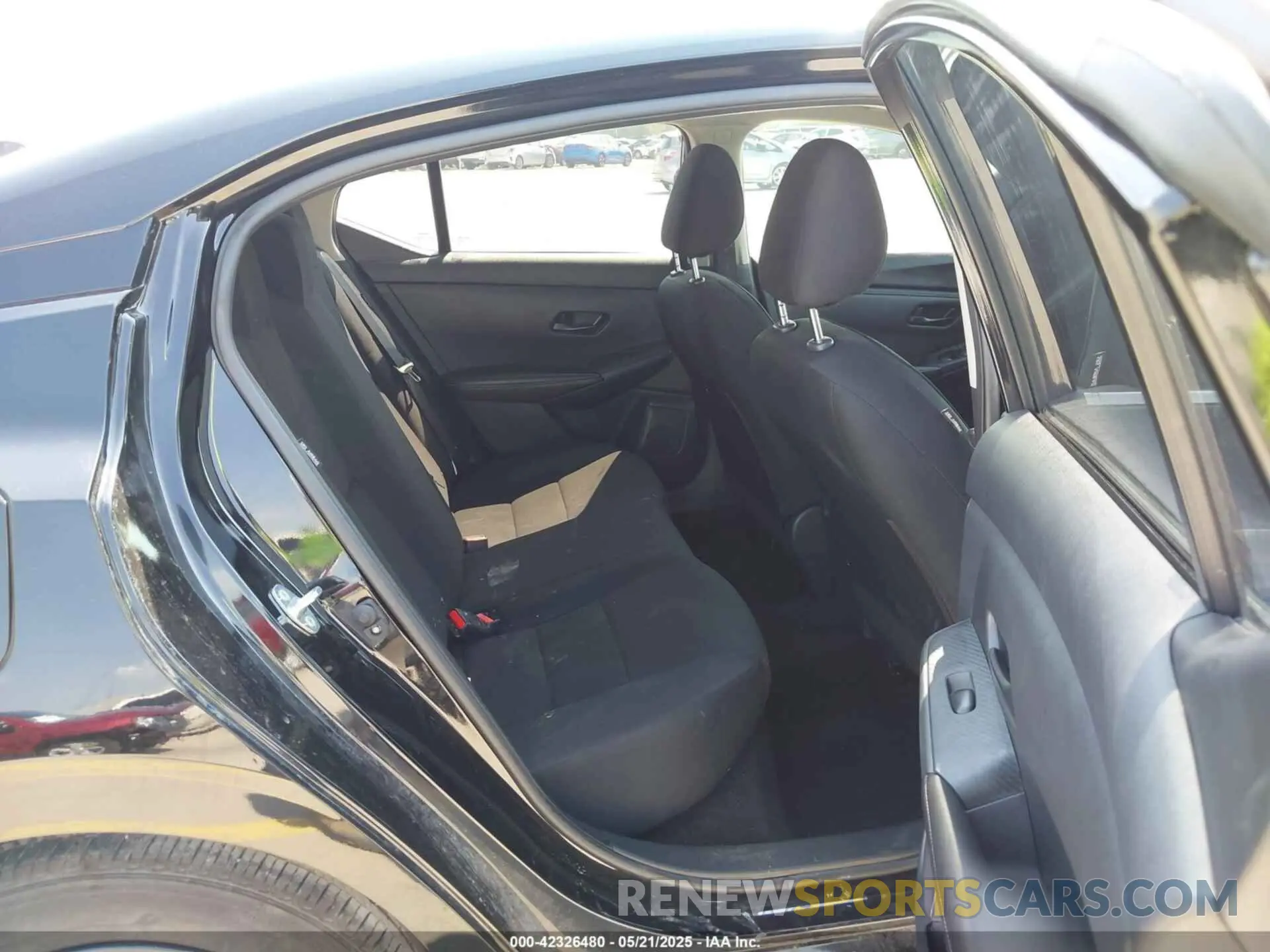 8 fotografías del automóvil dañado 3N1AB8BV2SY208348 NISSAN SENTRA 2025