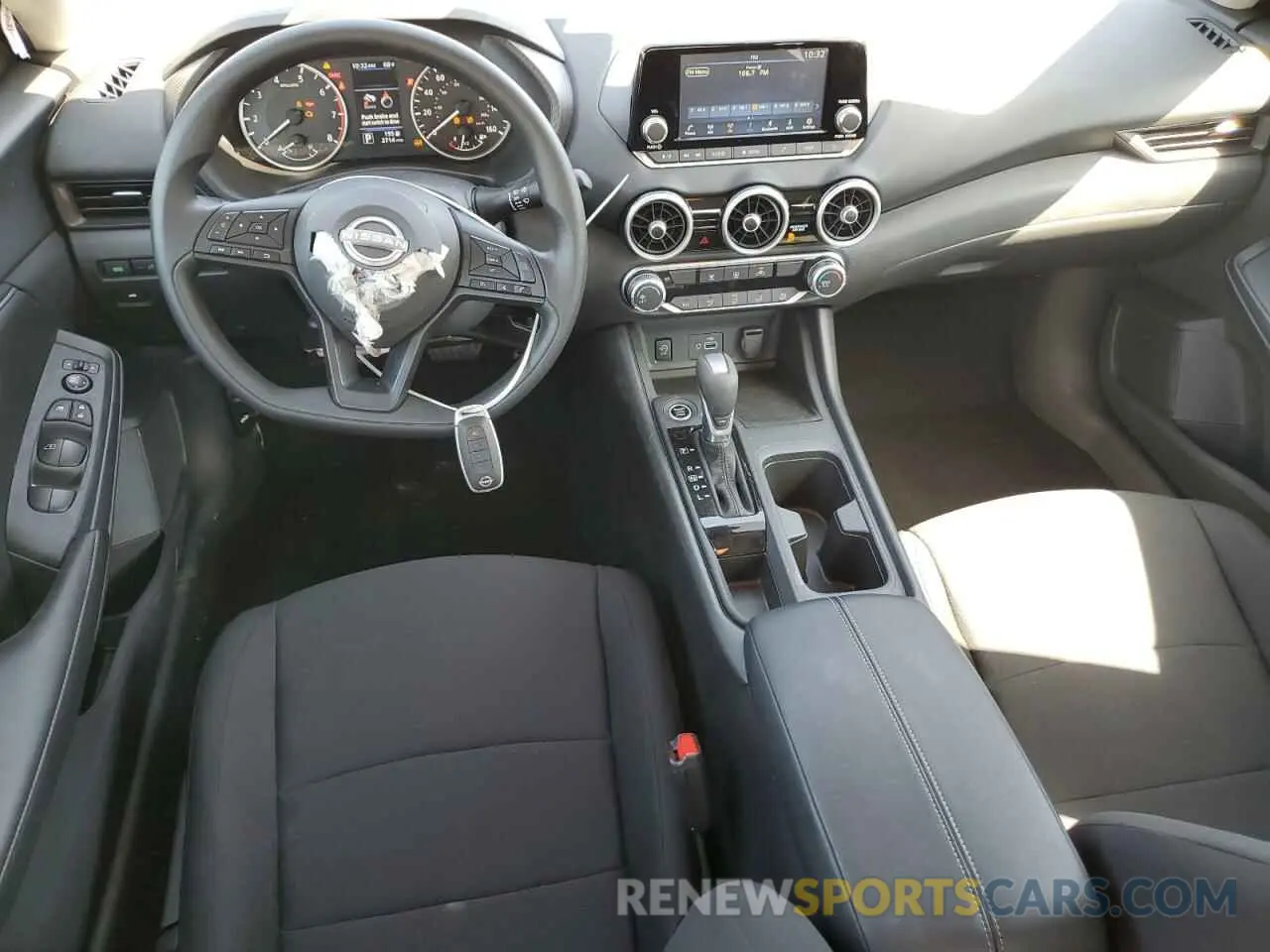 8 fotografías del automóvil dañado 3N1AB8BV2SY219401 NISSAN SENTRA 2025