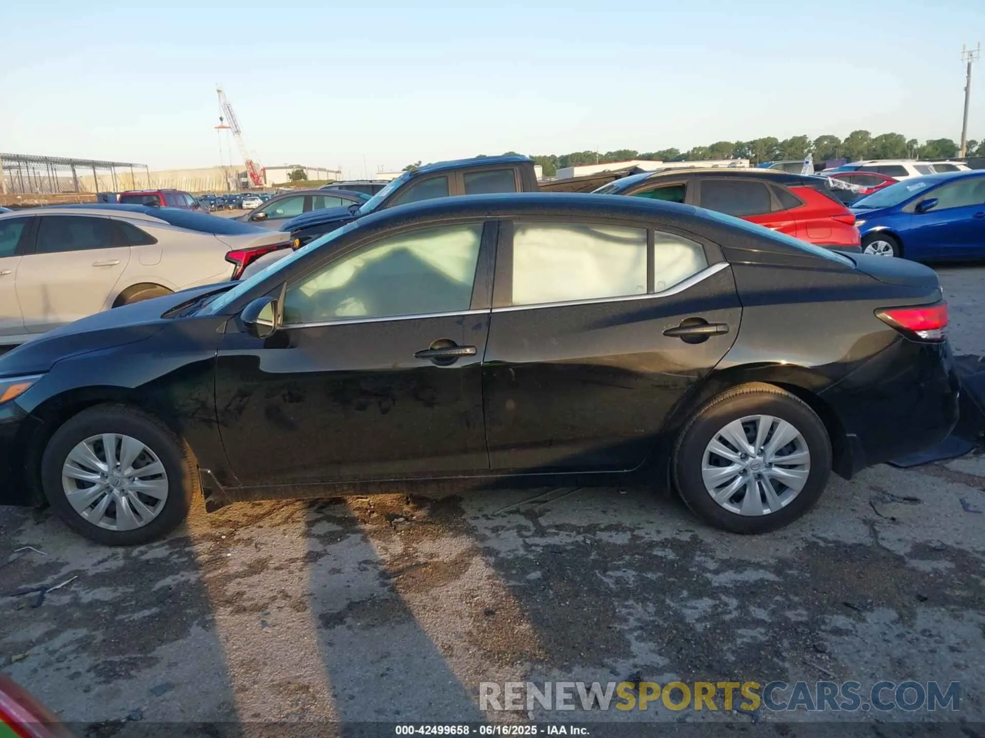 14 fotografías del automóvil dañado 3N1AB8BV2SY242497 NISSAN SENTRA 2025
