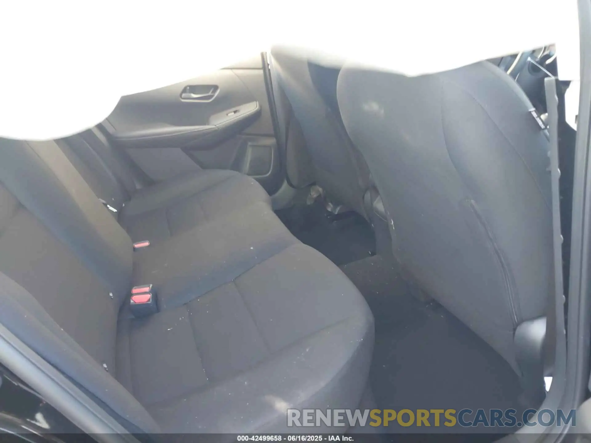 8 fotografías del automóvil dañado 3N1AB8BV2SY242497 NISSAN SENTRA 2025