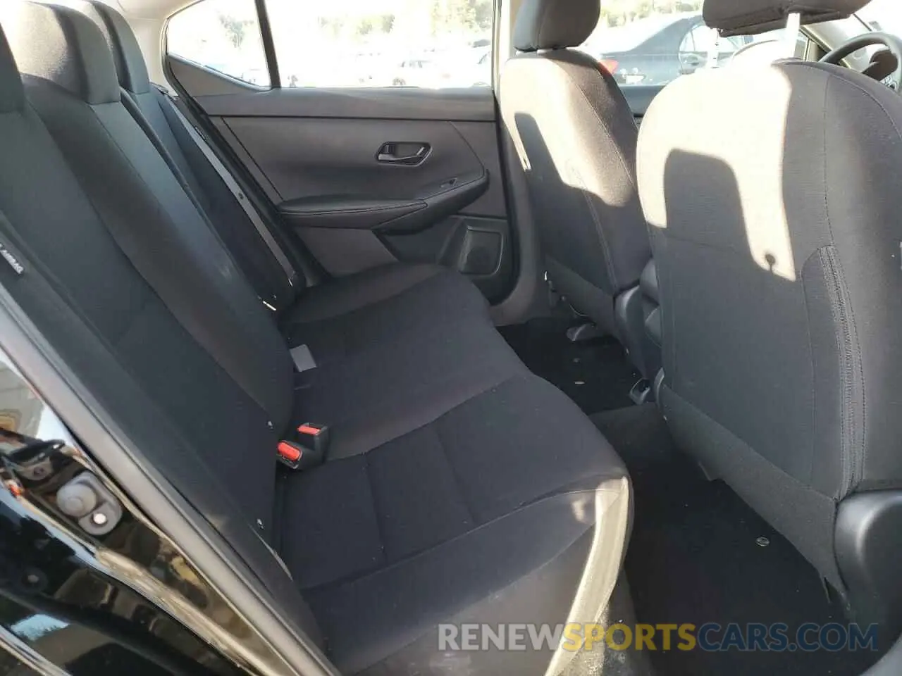 10 fotografías del automóvil dañado 3N1AB8BV4SY218105 NISSAN SENTRA 2025