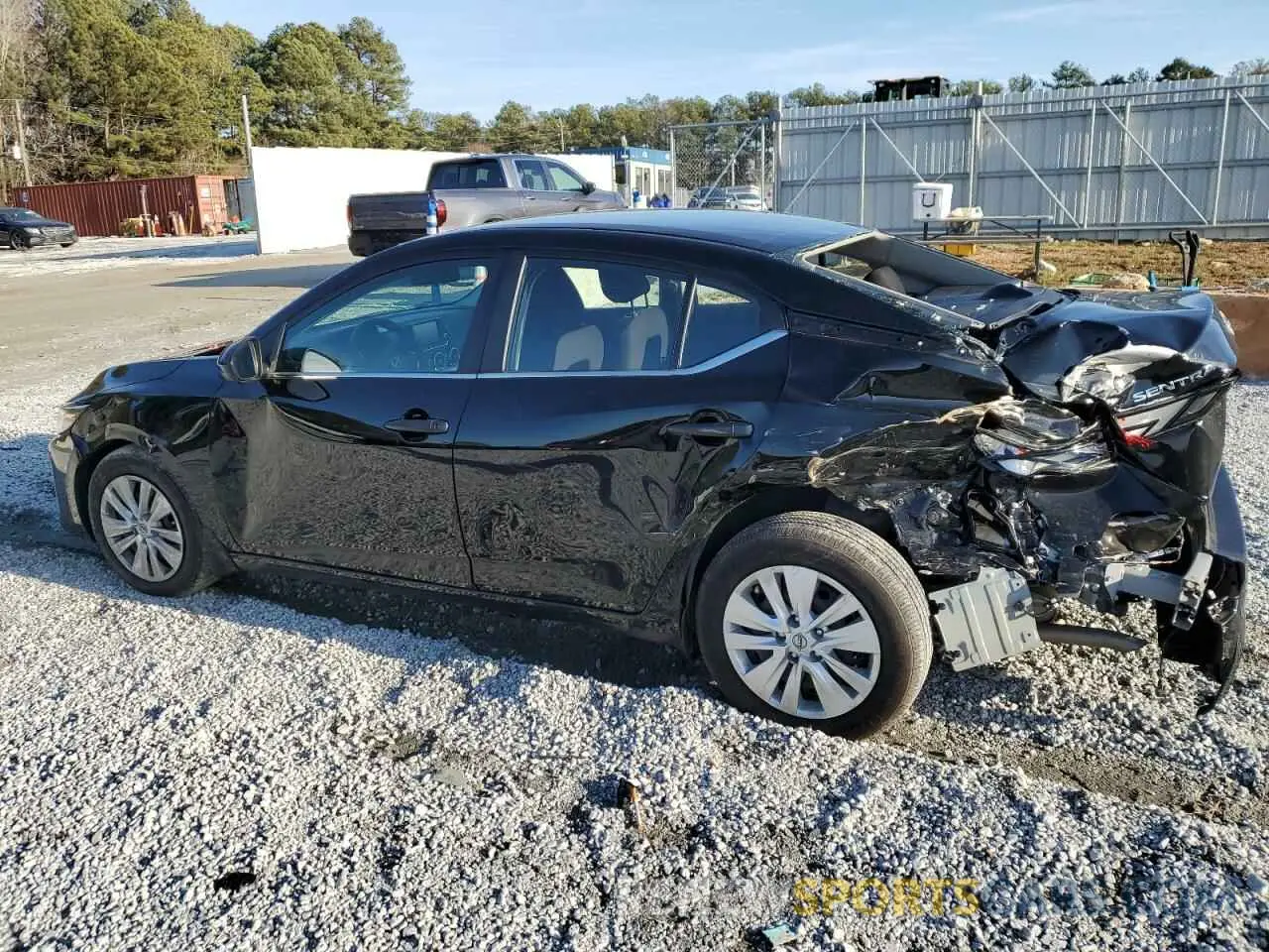 2 fotografías del automóvil dañado 3N1AB8BV4SY218105 NISSAN SENTRA 2025