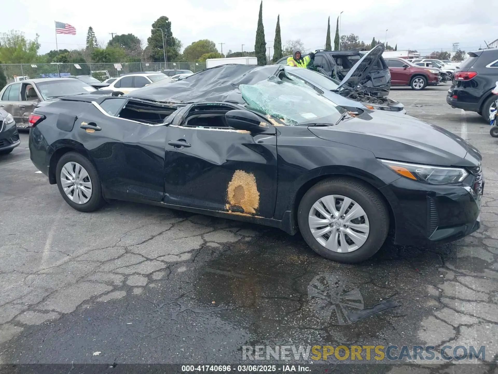 13 fotografías del automóvil dañado 3N1AB8BV4SY250150 NISSAN SENTRA 2025