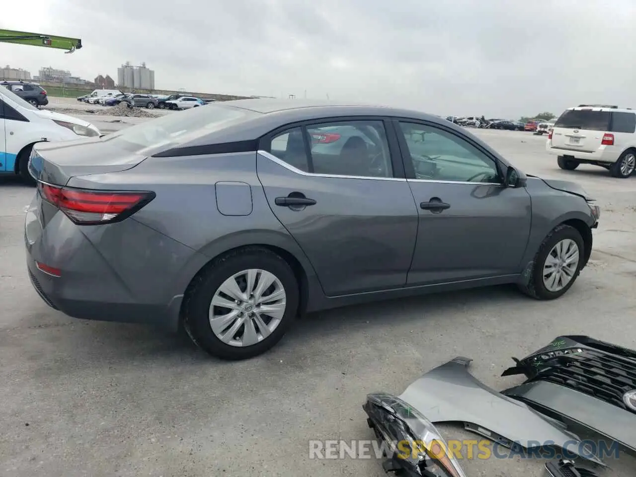 3 fotografías del automóvil dañado 3N1AB8BV5SY251324 NISSAN SENTRA 2025
