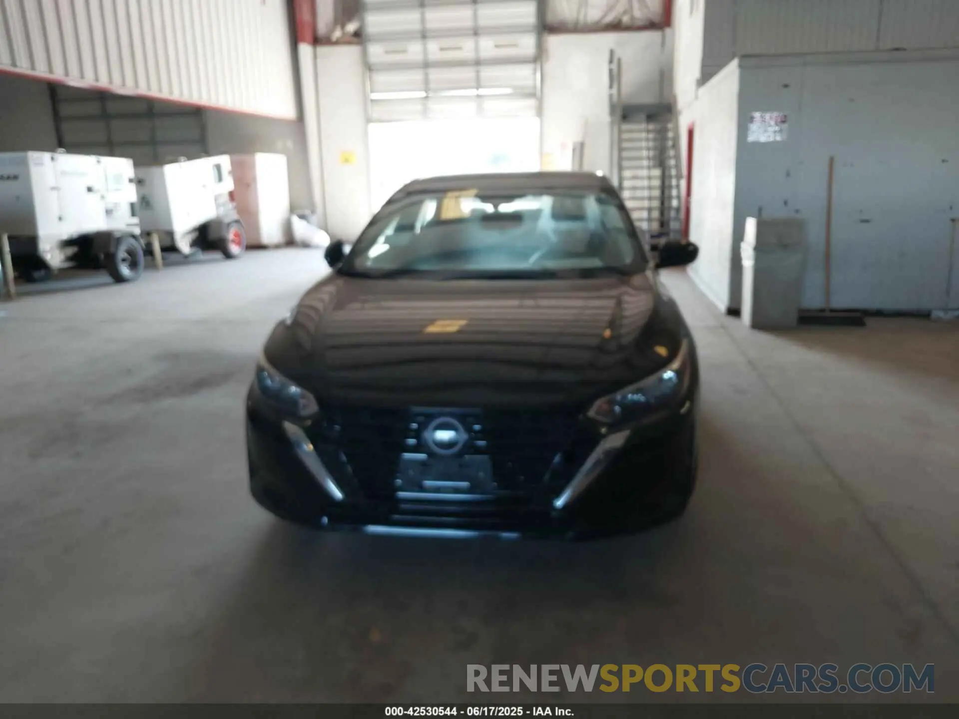 12 fotografías del automóvil dañado 3N1AB8BV5SY323073 NISSAN SENTRA 2025