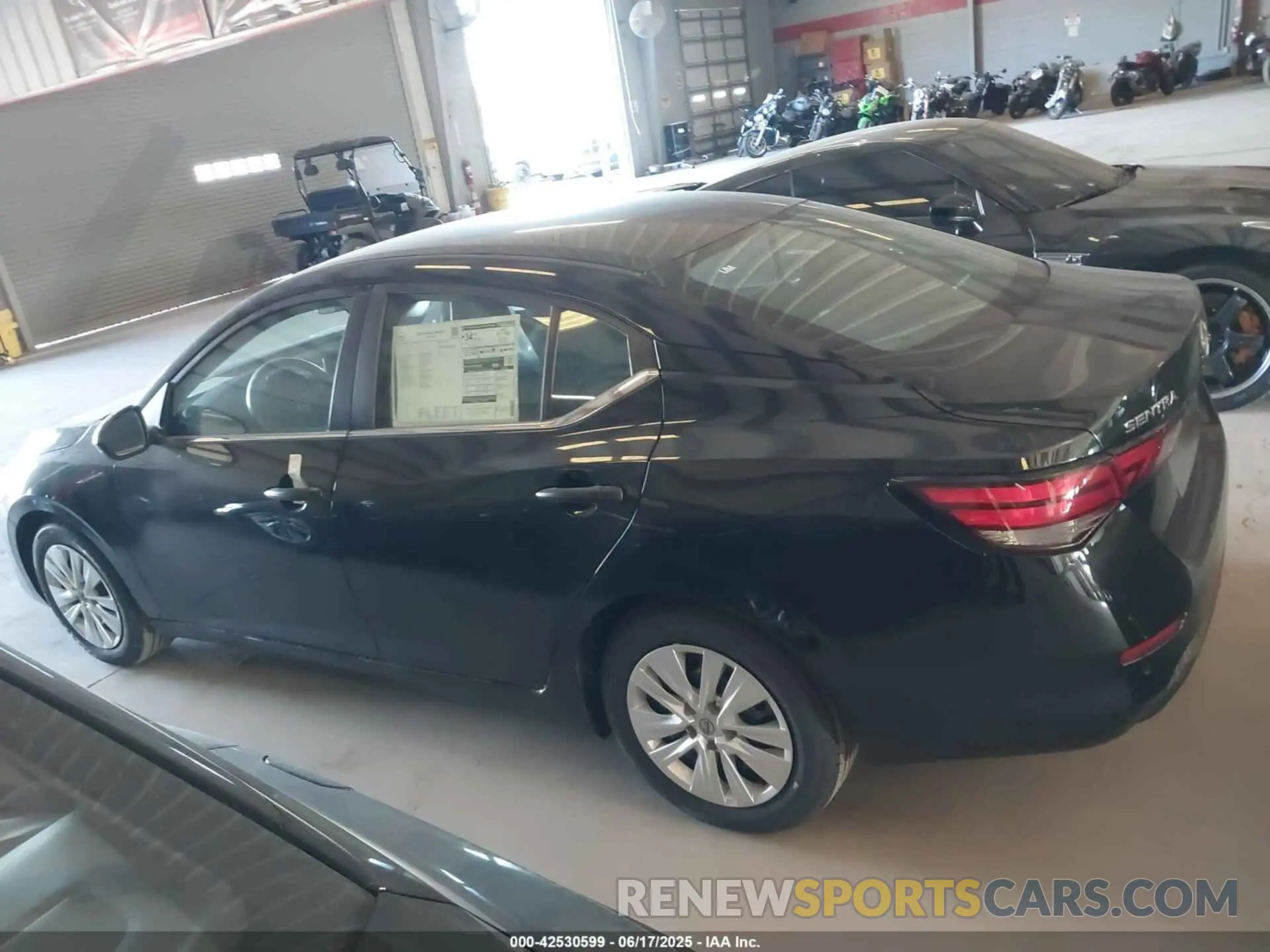 14 fotografías del automóvil dañado 3N1AB8BV5SY323669 NISSAN SENTRA 2025