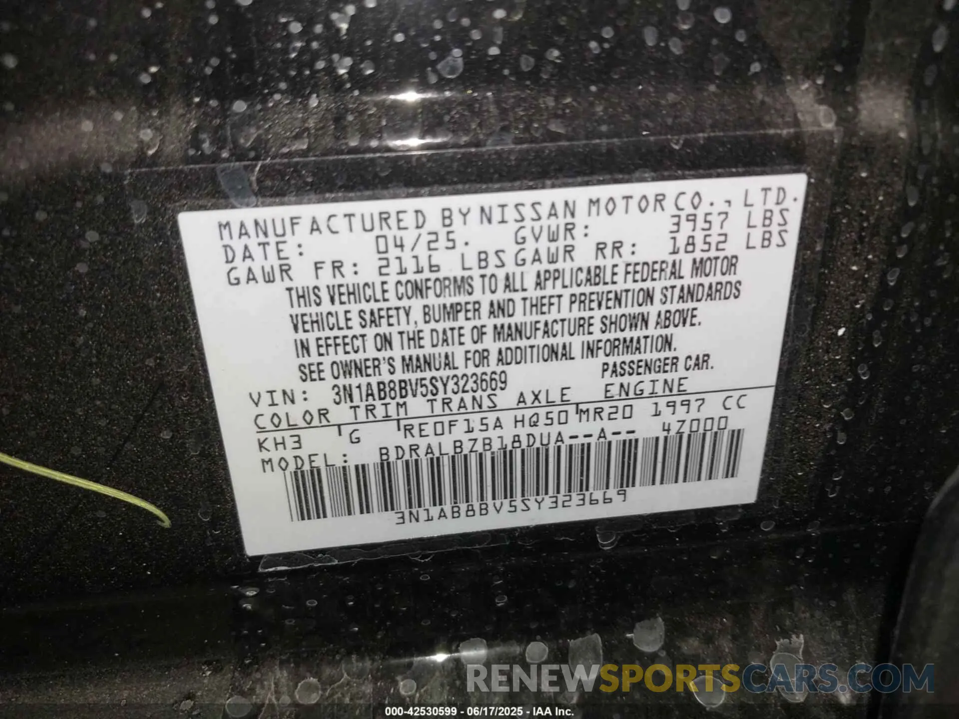 9 fotografías del automóvil dañado 3N1AB8BV5SY323669 NISSAN SENTRA 2025