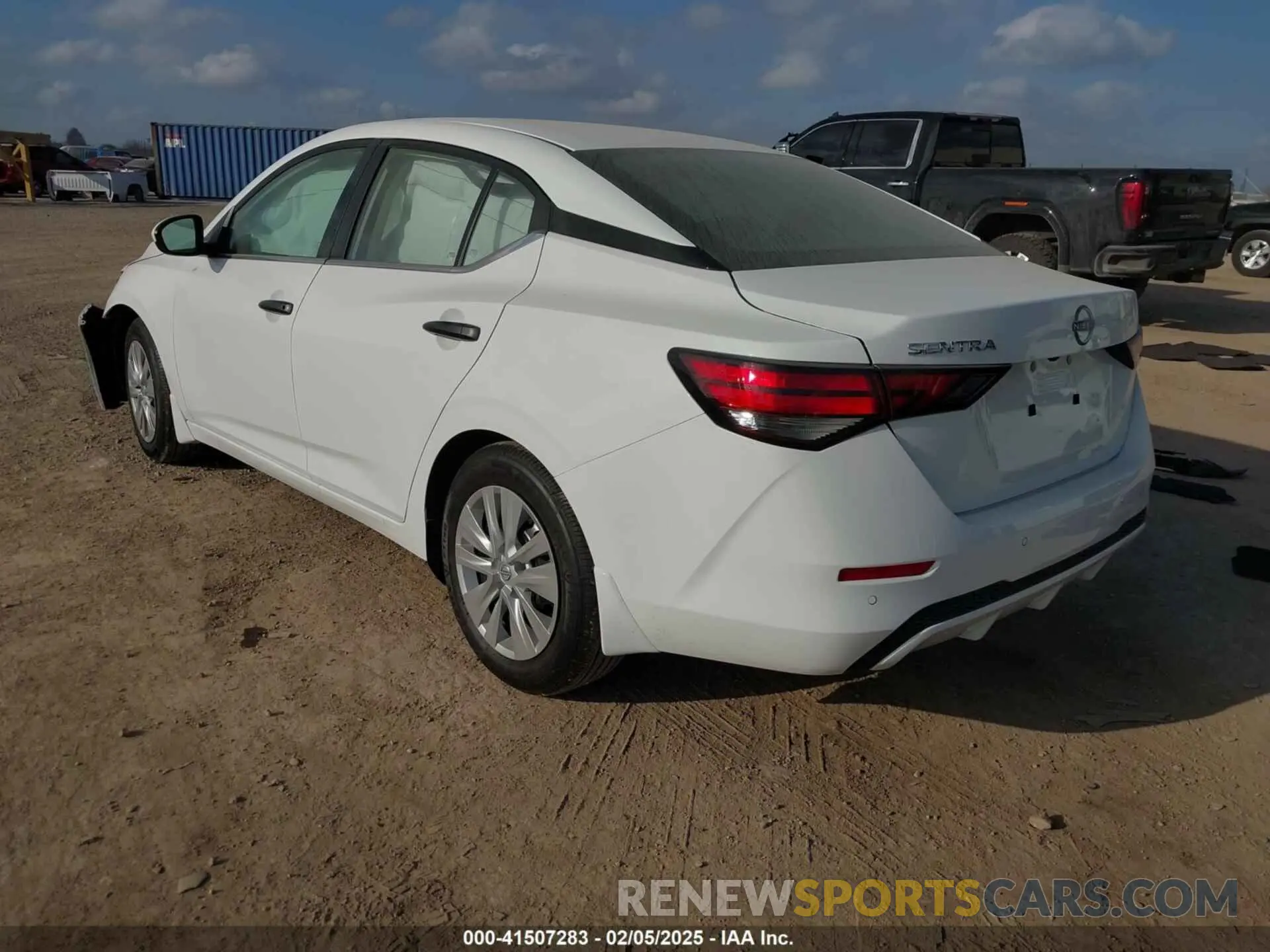 3 fotografías del automóvil dañado 3N1AB8BV7SY266777 NISSAN SENTRA 2025
