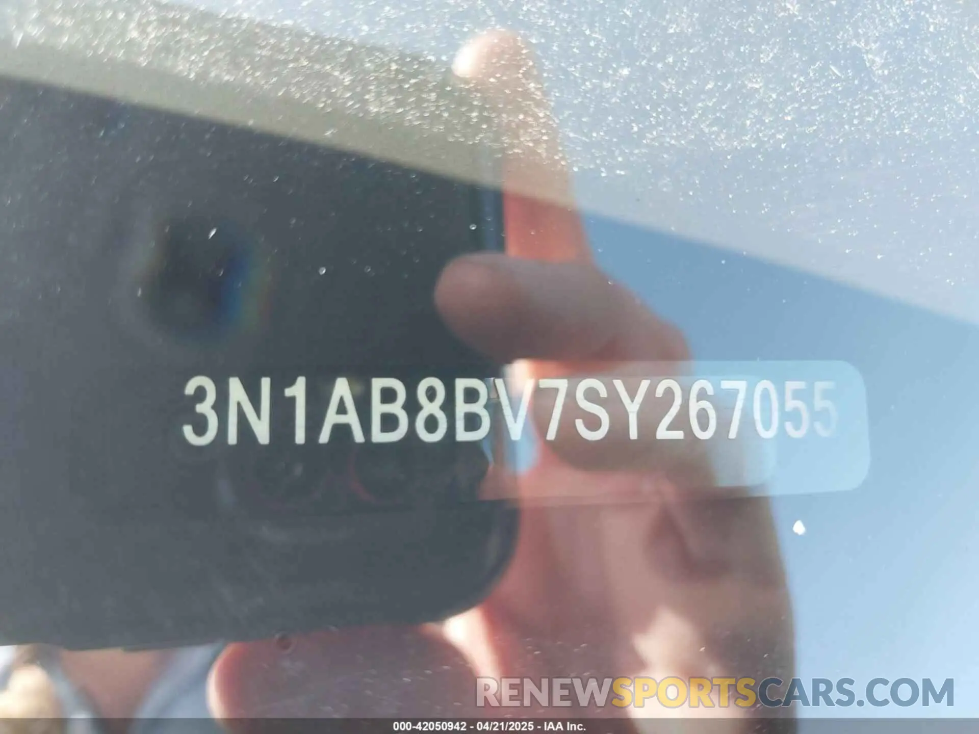 18 fotografías del automóvil dañado 3N1AB8BV7SY267055 NISSAN SENTRA 2025
