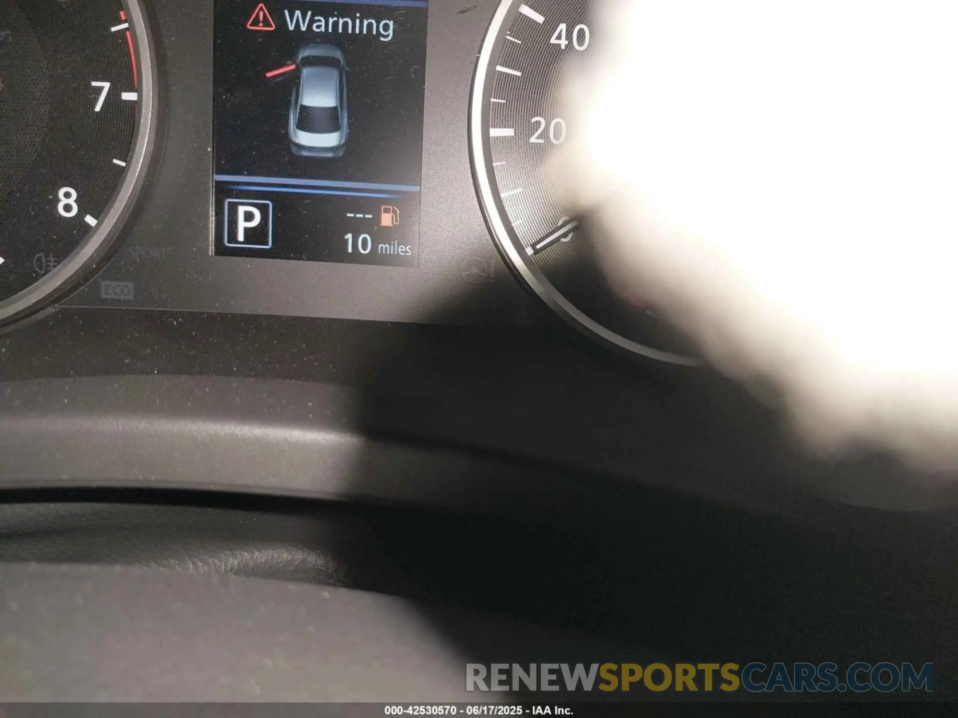 15 fotografías del automóvil dañado 3N1AB8BV7SY323107 NISSAN SENTRA 2025