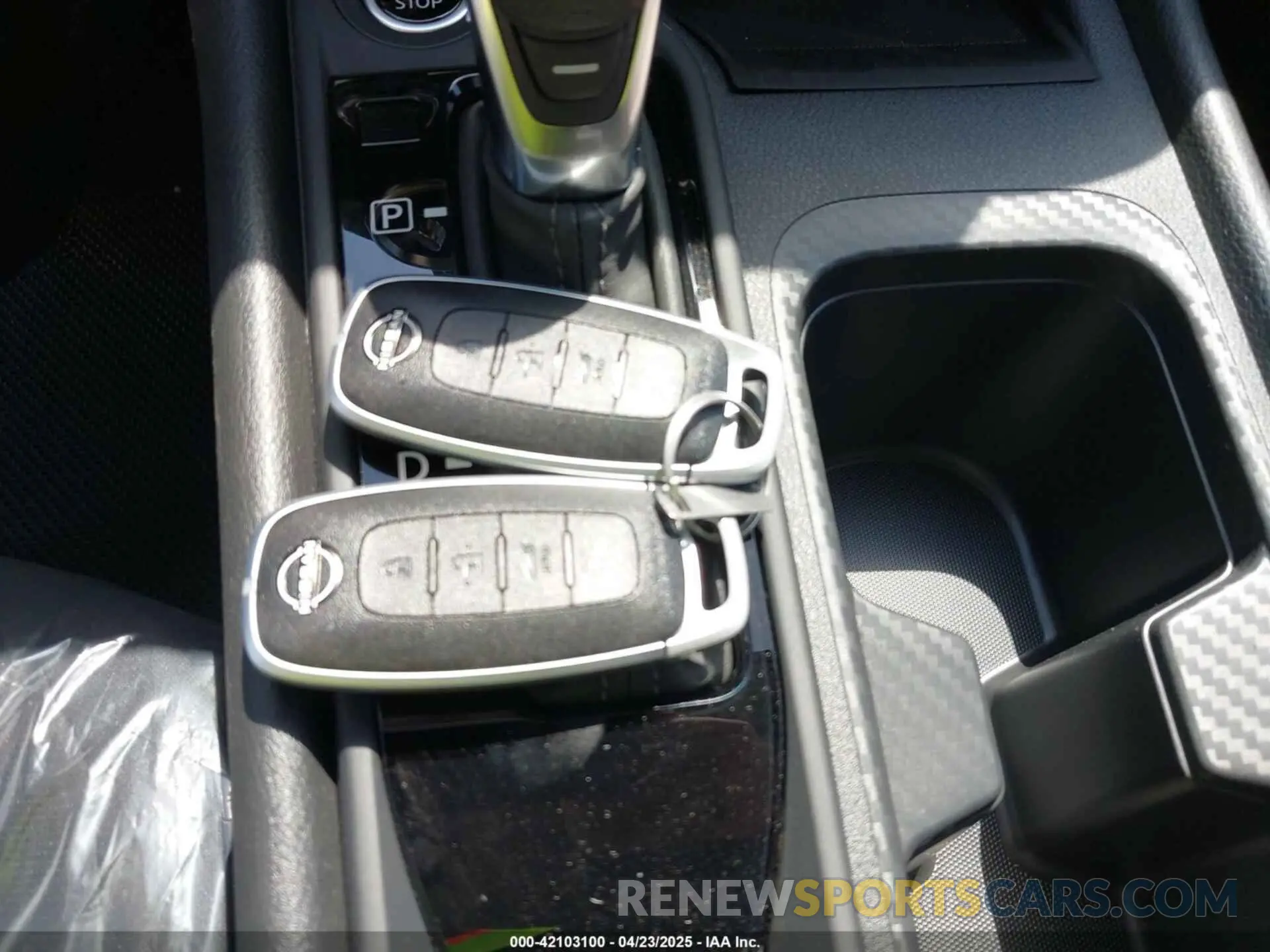 11 fotografías del automóvil dañado 3N1AB8BV8SY319938 NISSAN SENTRA 2025