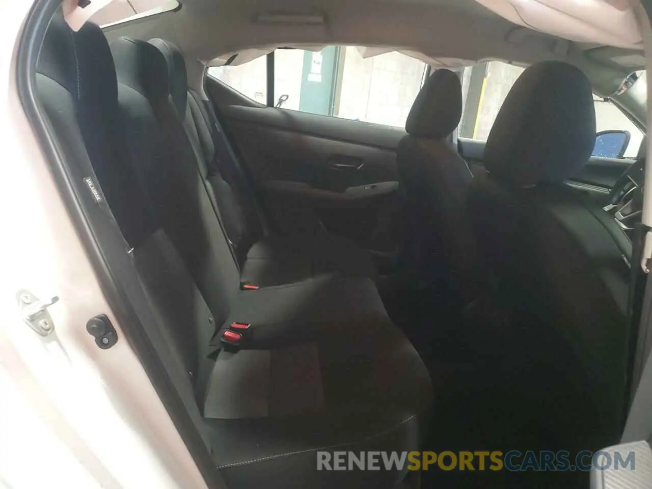 10 fotografías del automóvil dañado 3N1AB8CV0SY304350 NISSAN SENTRA 2025