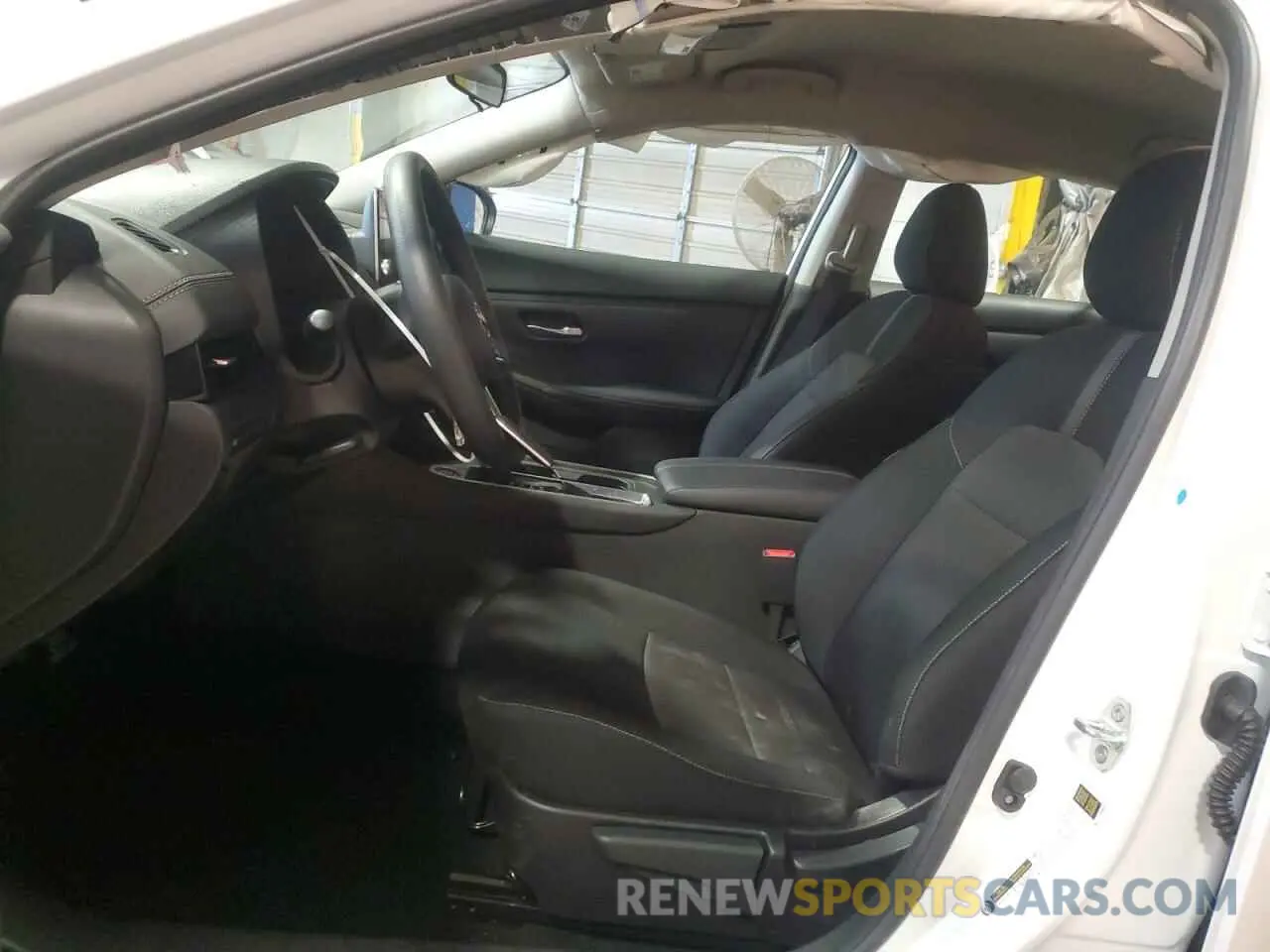 7 fotografías del automóvil dañado 3N1AB8CV0SY304350 NISSAN SENTRA 2025