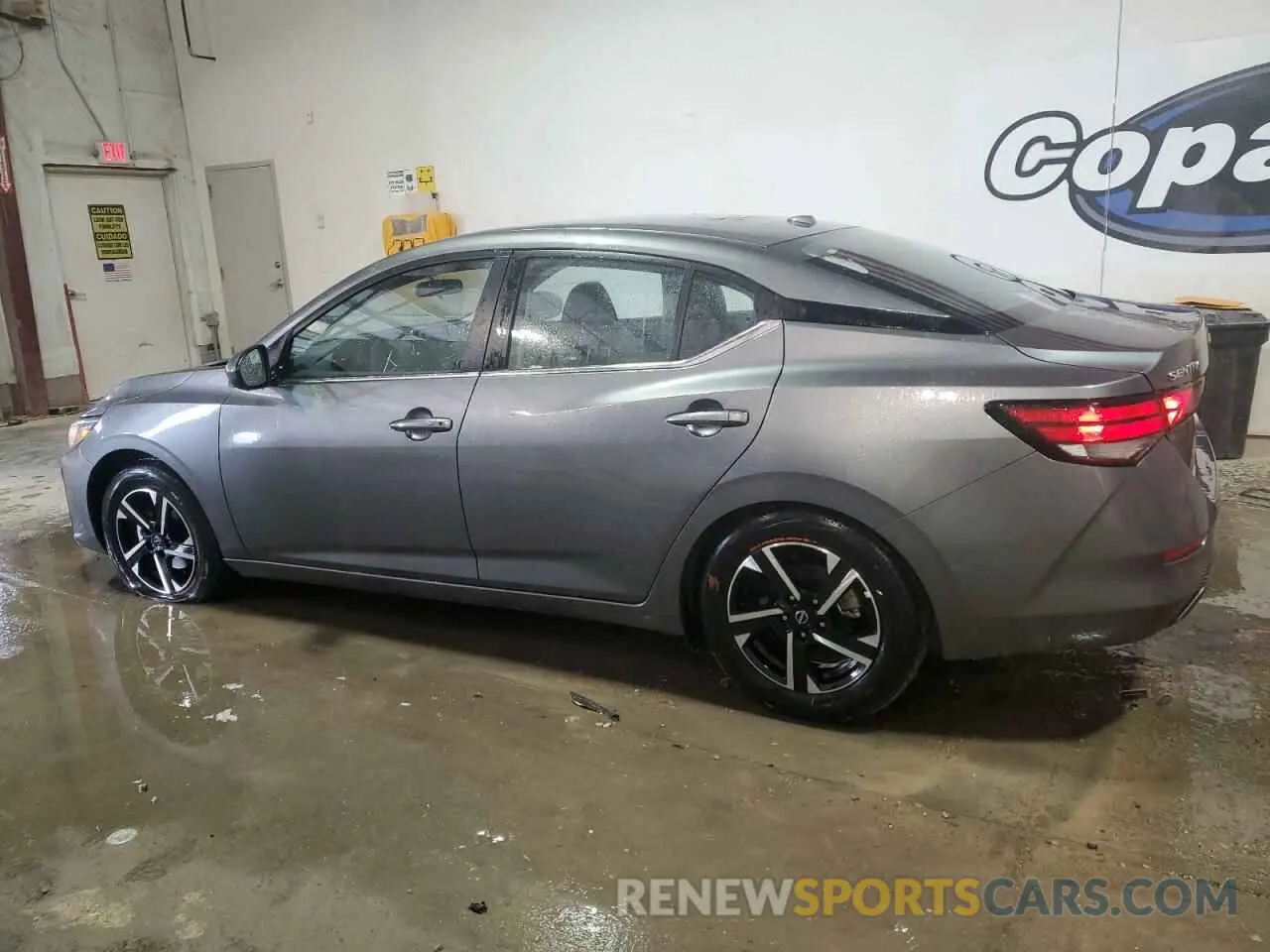 2 fotografías del automóvil dañado 3N1AB8CV0SY304784 NISSAN SENTRA 2025