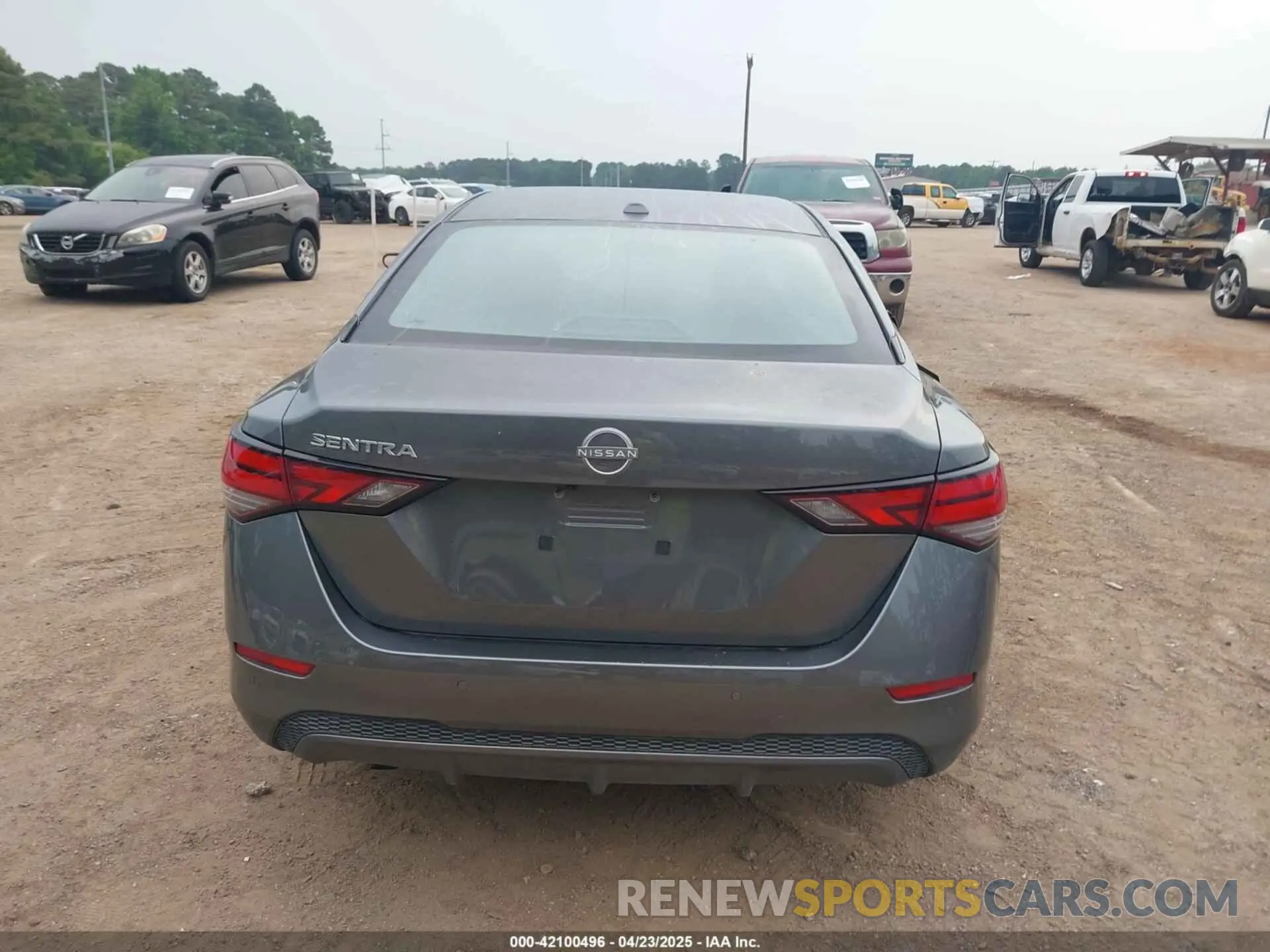 16 fotografías del automóvil dañado 3N1AB8CV1SY268751 NISSAN SENTRA 2025