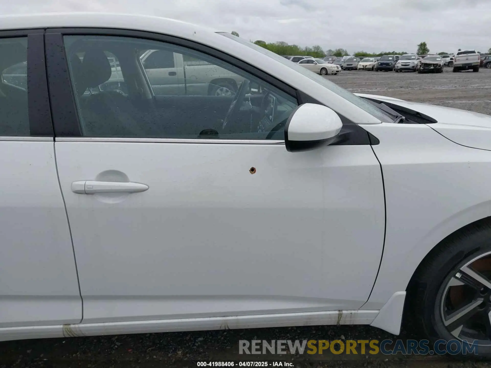 17 fotografías del automóvil dañado 3N1AB8CV1SY281130 NISSAN SENTRA 2025