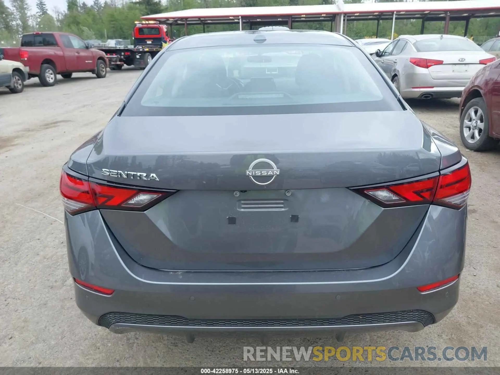 16 fotografías del automóvil dañado 3N1AB8CV1SY283167 NISSAN SENTRA 2025