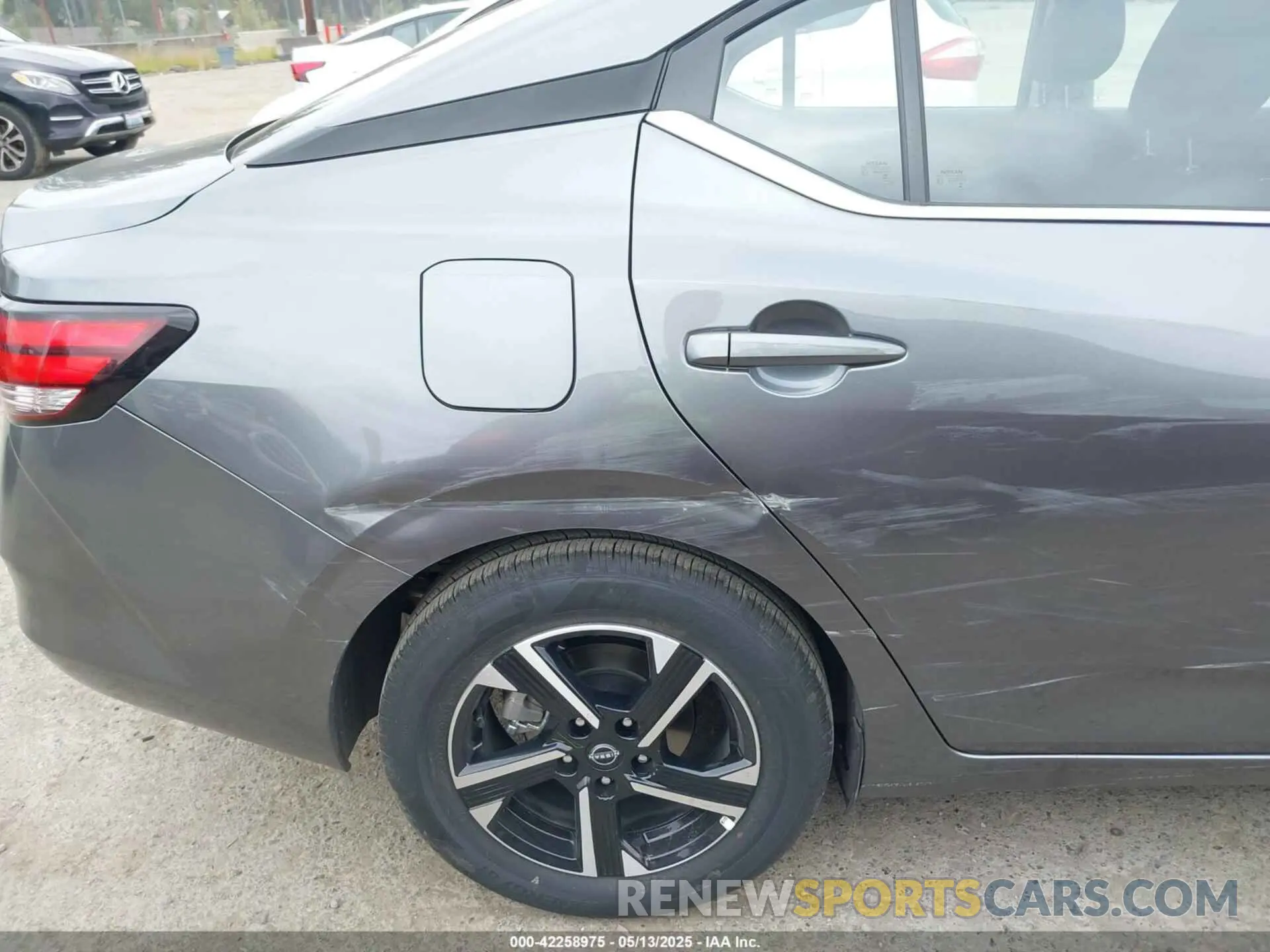 17 fotografías del automóvil dañado 3N1AB8CV1SY283167 NISSAN SENTRA 2025