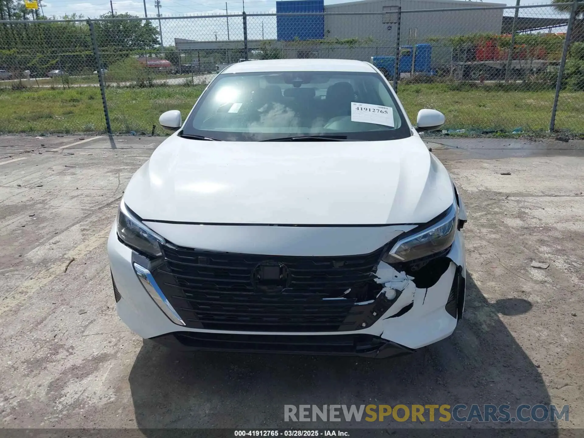 12 fotografías del automóvil dañado 3N1AB8CV2SY207456 NISSAN SENTRA 2025