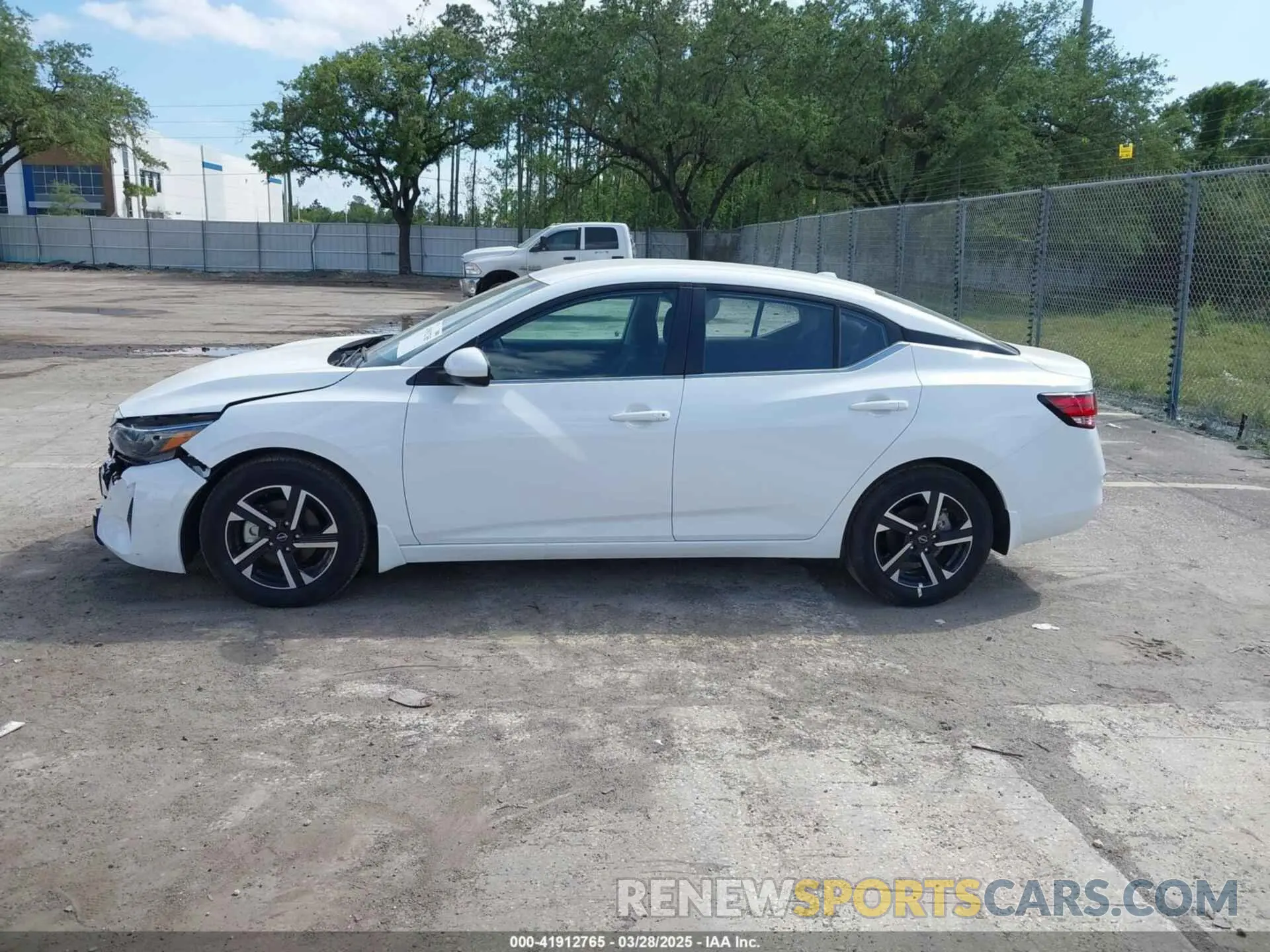 14 fotografías del automóvil dañado 3N1AB8CV2SY207456 NISSAN SENTRA 2025